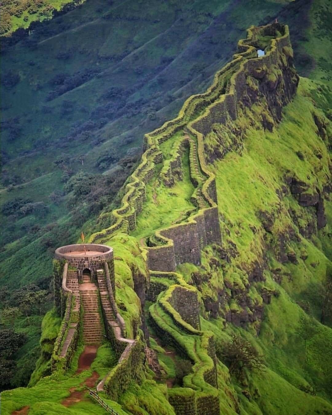 1080x1350 Raigad Fort is one of the major spots.in.com, Phone