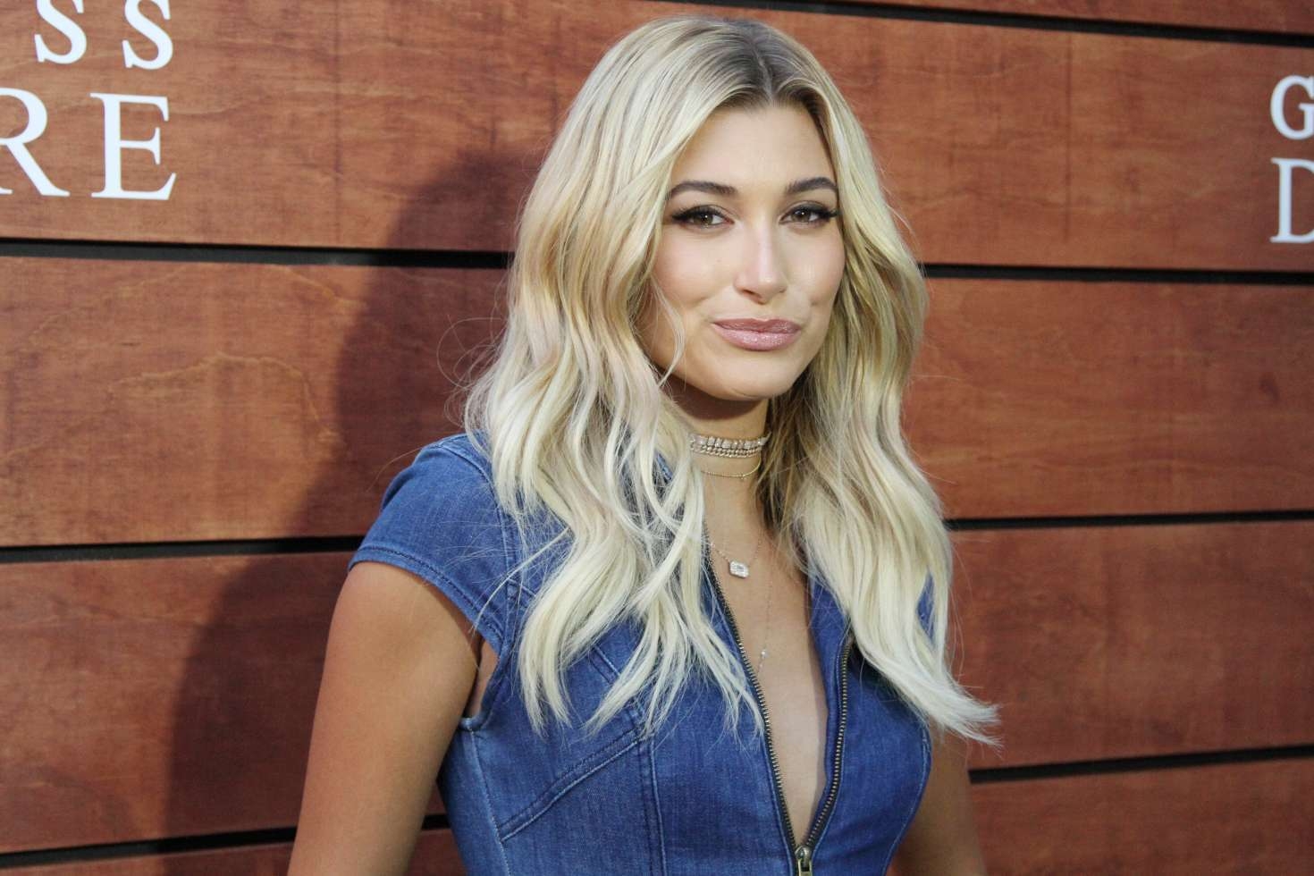 1470x980 Hailey Baldwin Wallpaper Image Photo Picture Background, Desktop