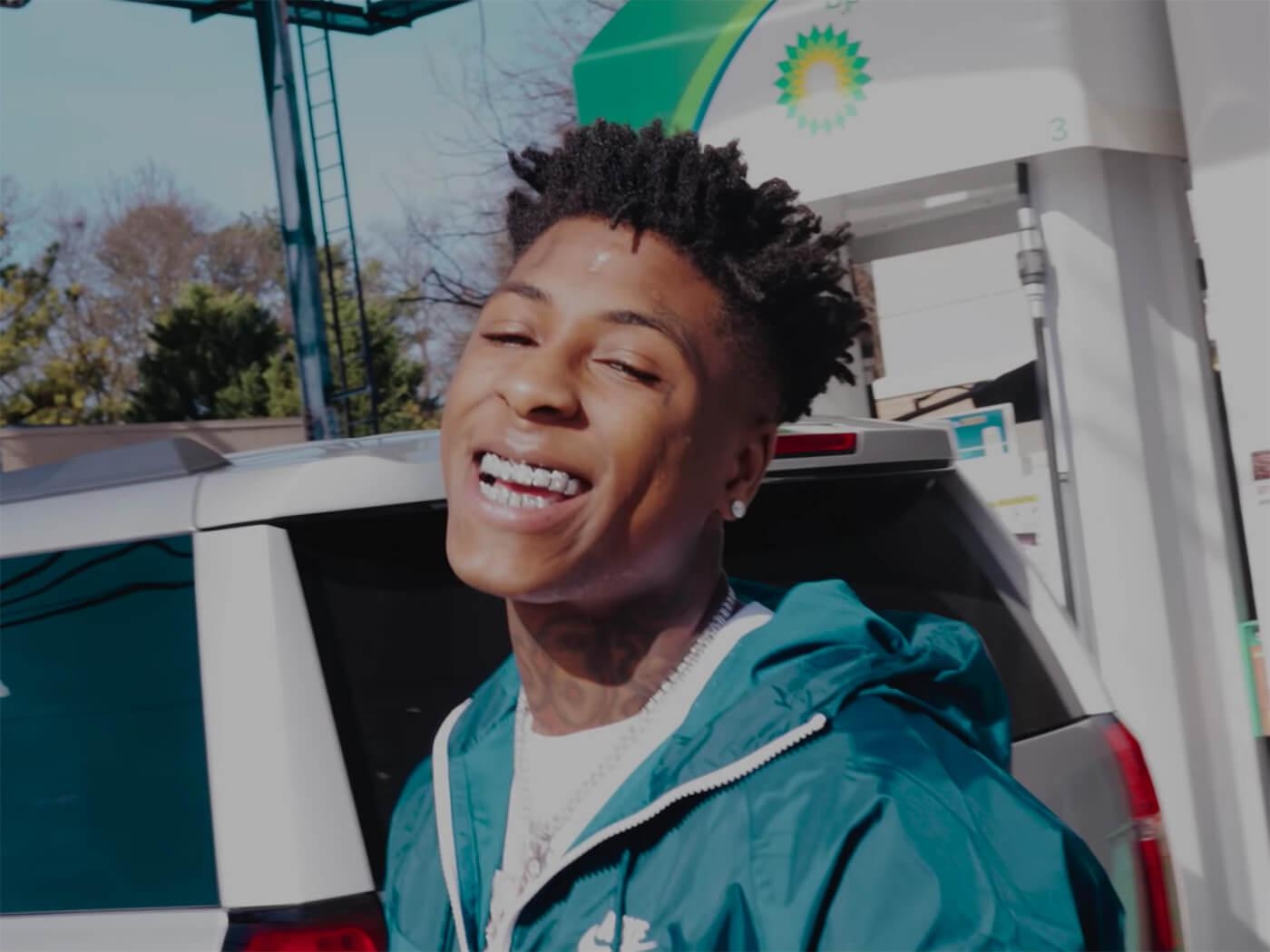 1400x1050 YoungBoy Never Broke Again drops “Kick Yo Door” video, Desktop