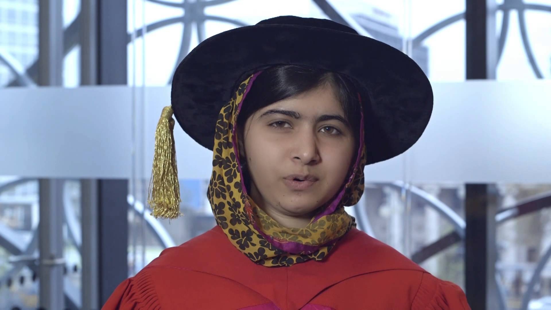 1920x1080 Malala Yousafzai celebrated at 225th Encaenia, Desktop