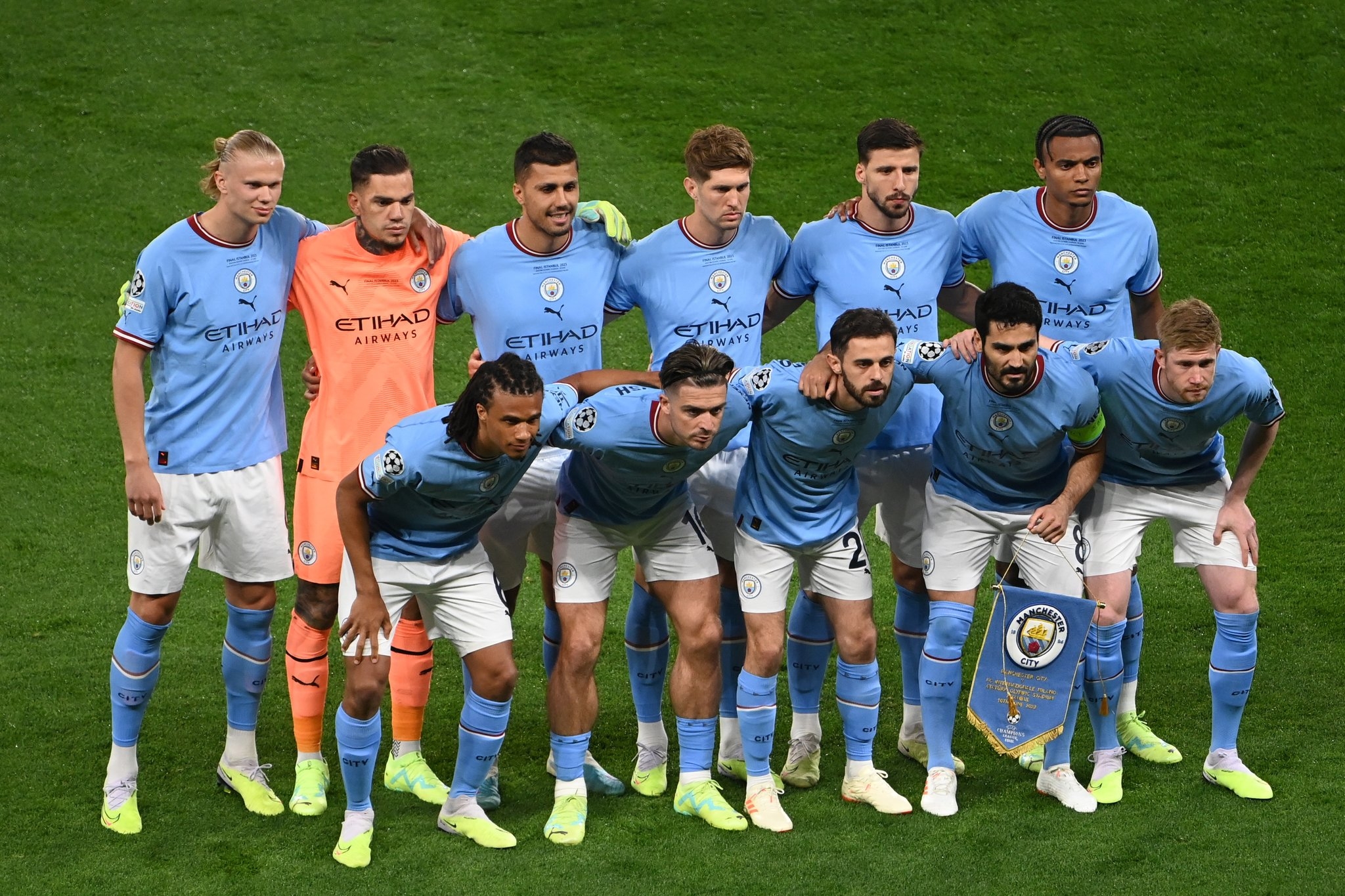 2050x1370 Manchester City UEFA Champions League 2023 Champions, Desktop