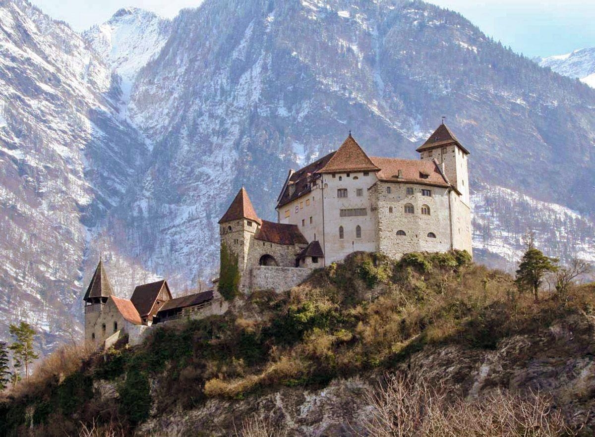 1200x890 Liechtenstein and landmarks, Desktop