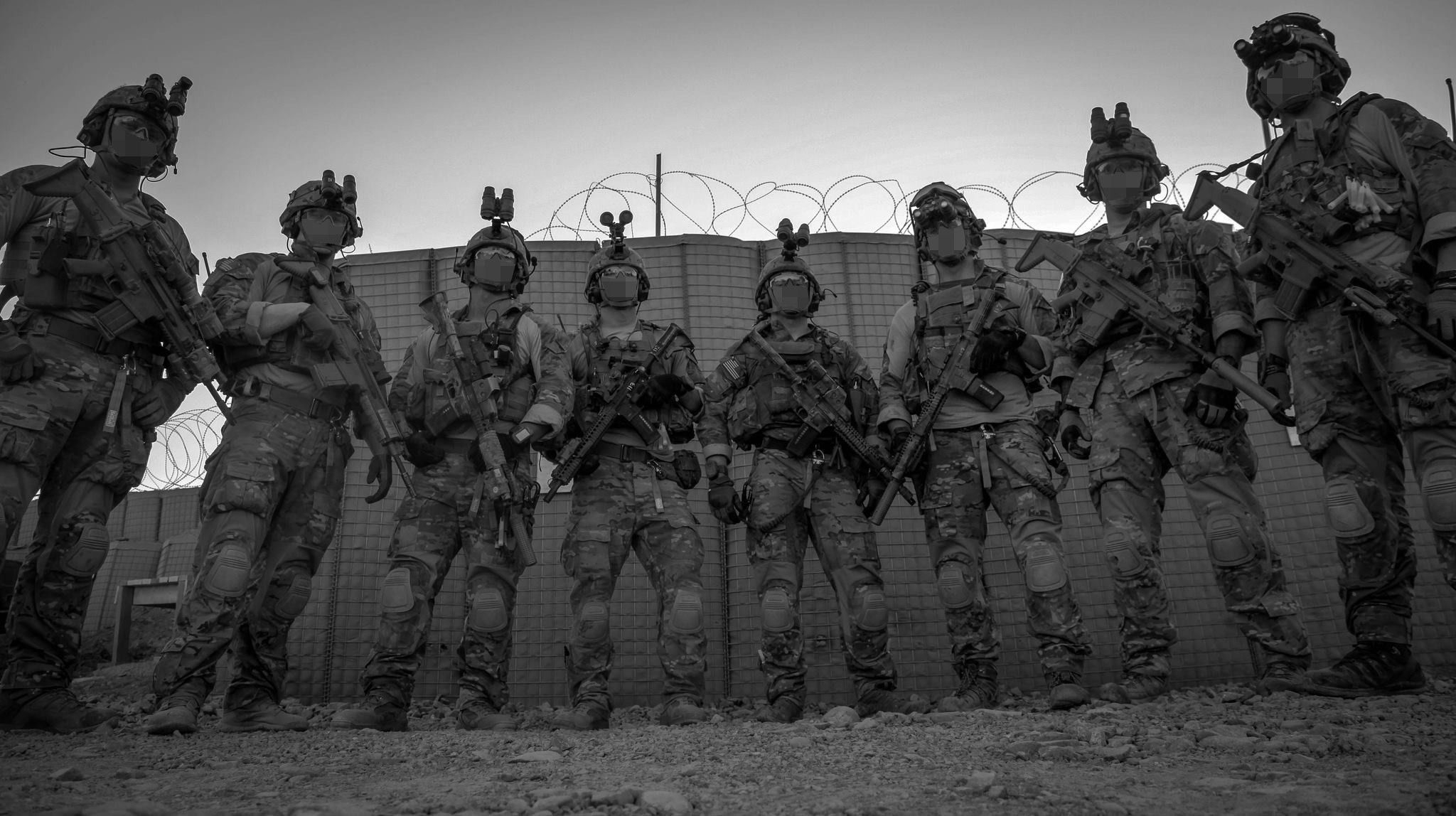 2050x1150 Army Wallpaper, Desktop