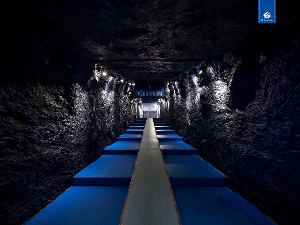 1030x770 Schalke 04's new tunnel, a very cool nod to their mining past, Desktop