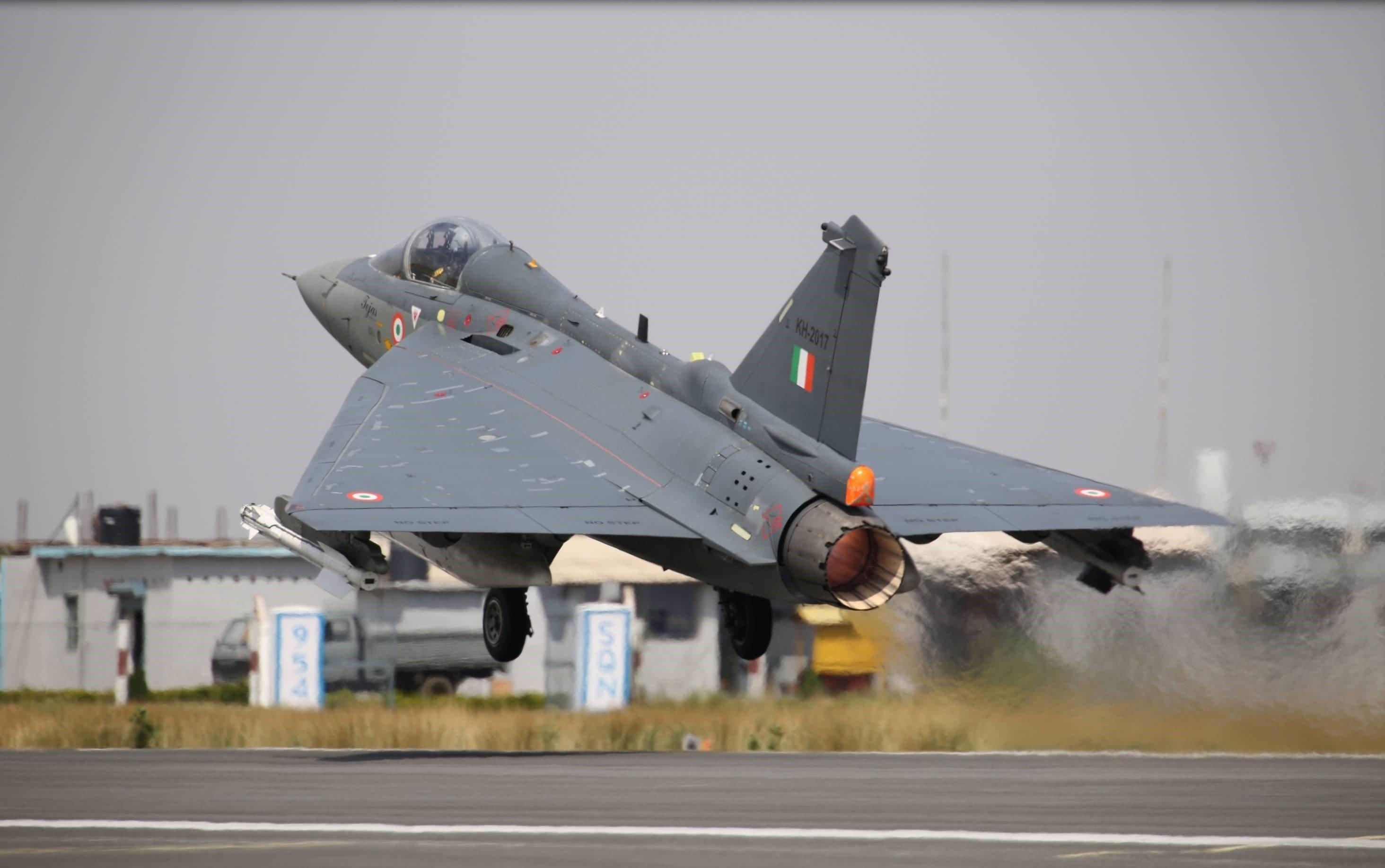 2930x1840 Indian Air Force, LCA Tejas HD Wallpaper / Desktop and Mobile, Desktop