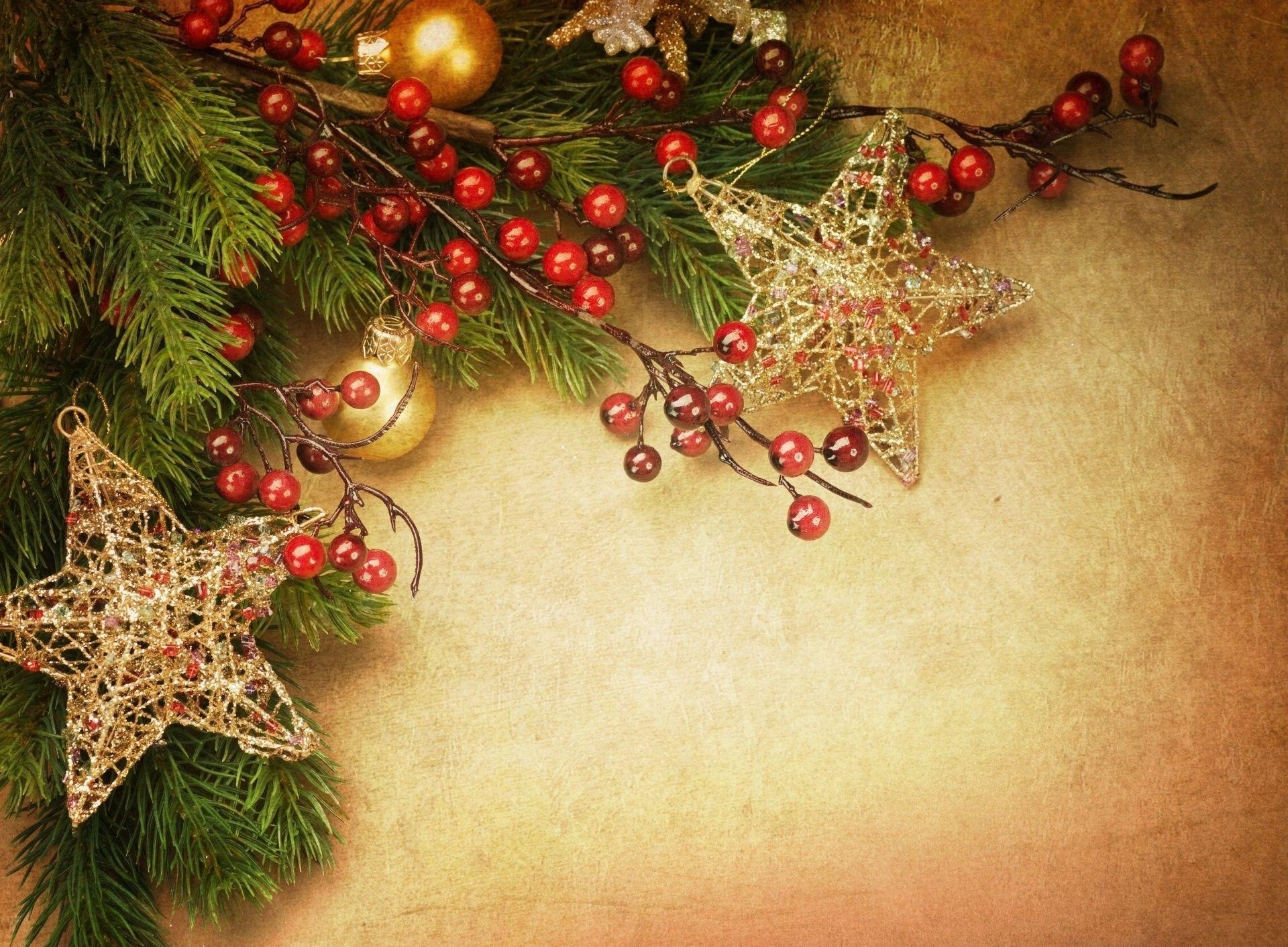 1920x1420 Christmas Holly Wallpaper, Desktop