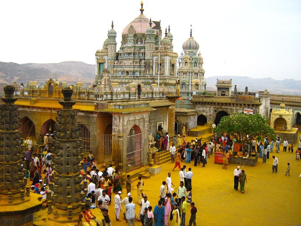 1030x770 Khandoba Temple, Desktop