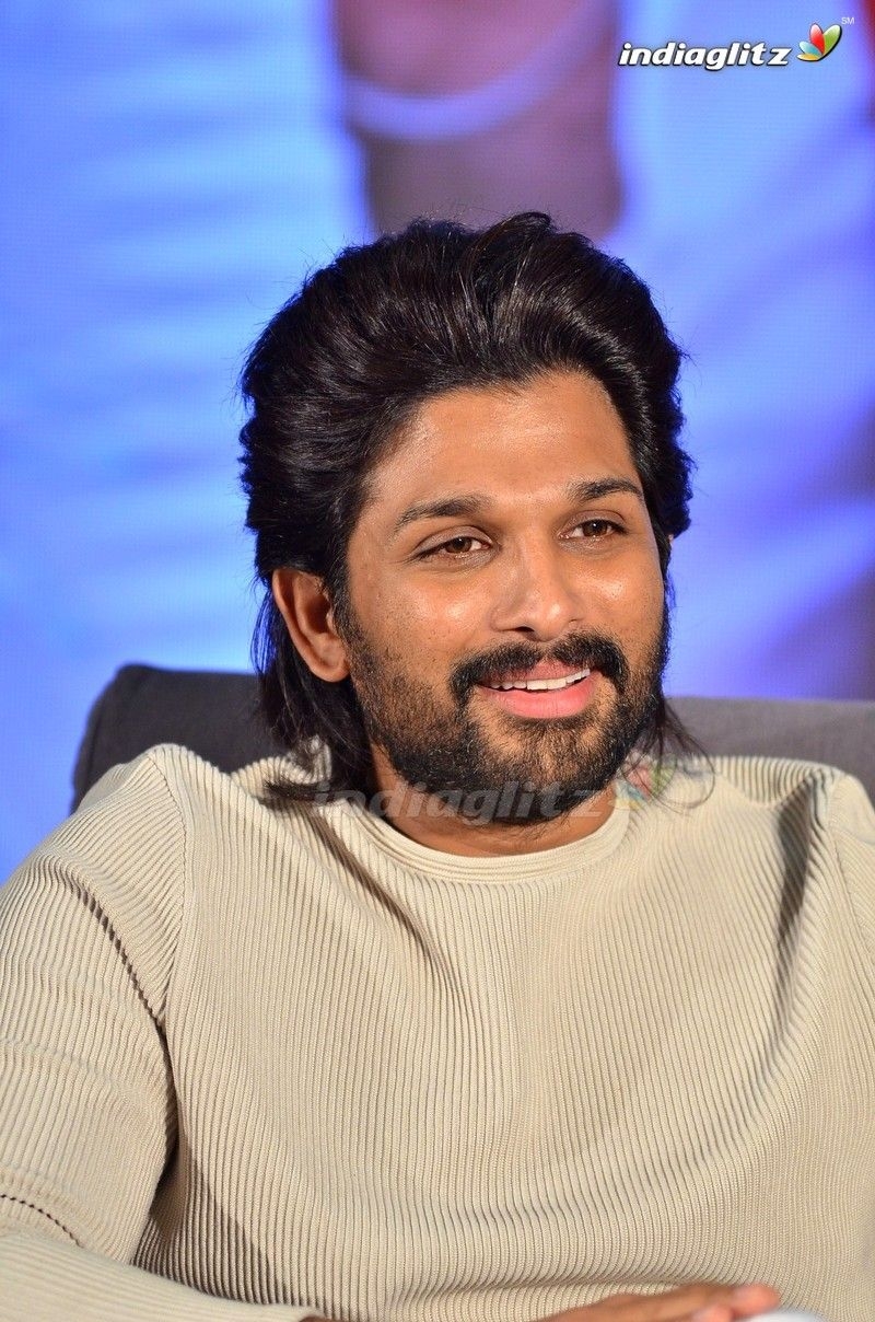 800x1210 Allu Arjun Photo Actor photo.indiaglitz.com, Phone