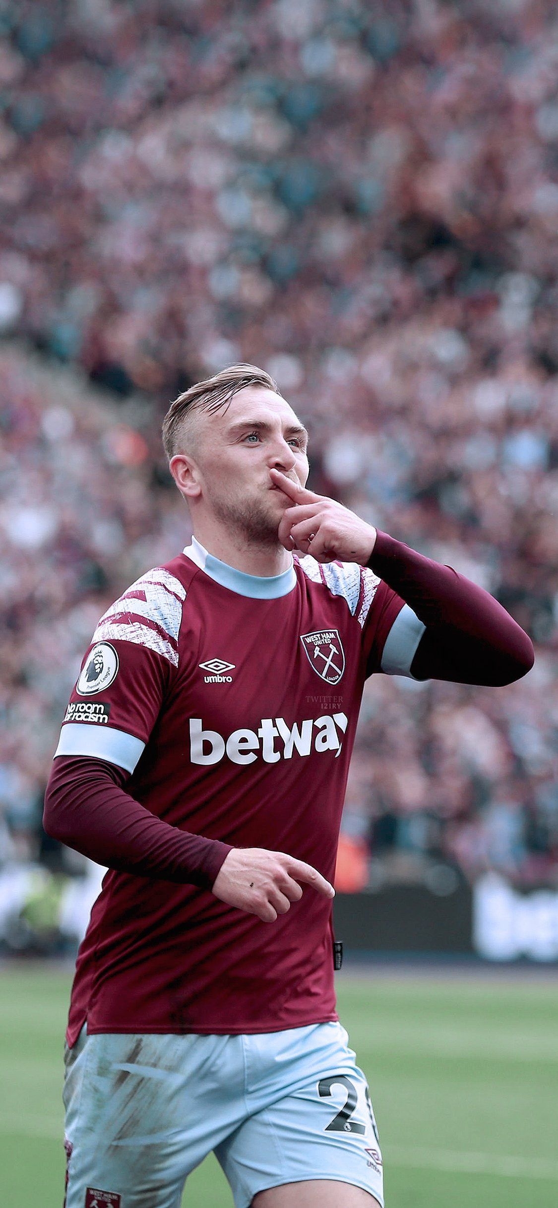 1130x2440 Jarrod Bowen Wallpaper. West ham, West ham wallpaper, West ham united, Phone