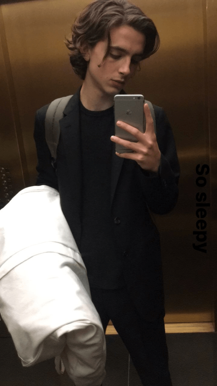 750x1340 He's so cute Timothée Chalamet ❤ ❤. cute guys, Phone