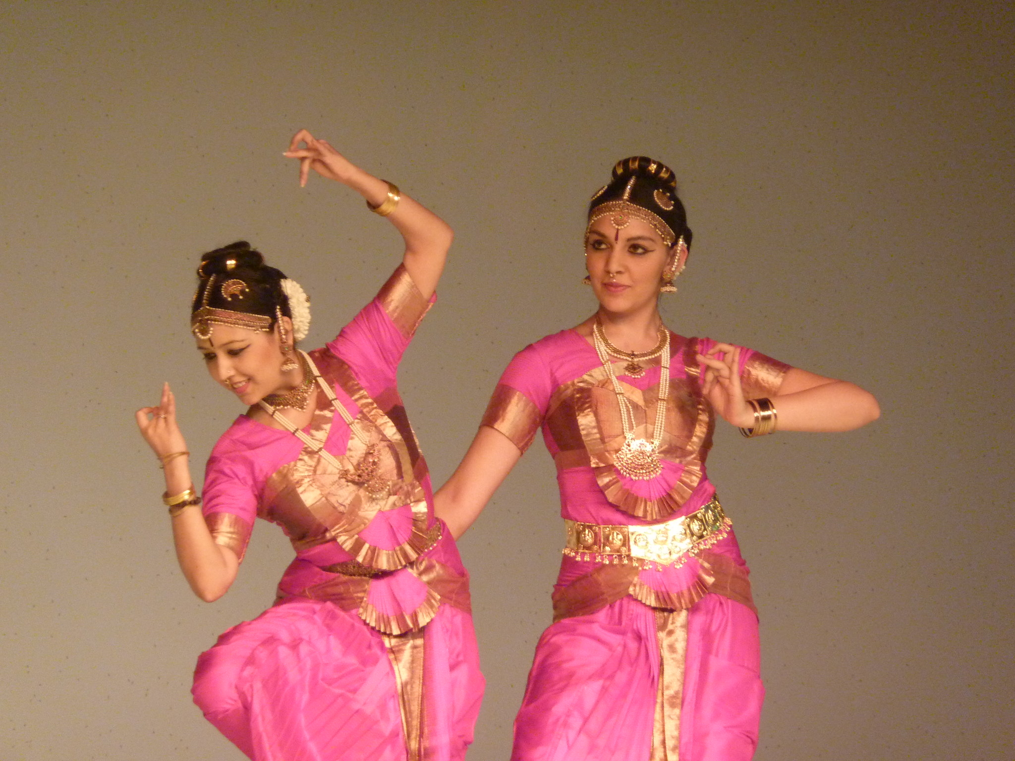 2050x1540 Kuchipudi Dance of Andhra Pradesh, Desktop