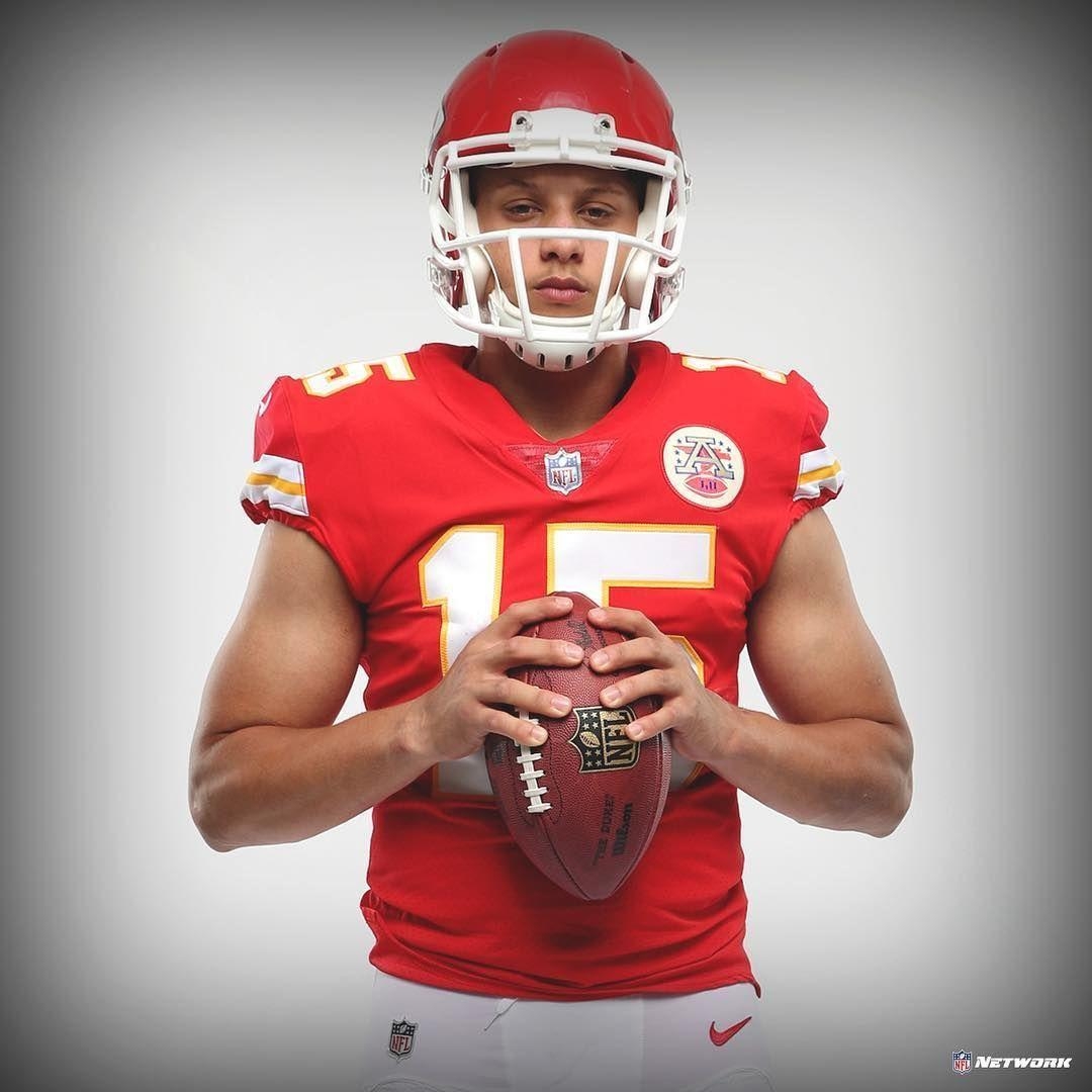 1080x1080 Patrick Mahomes. American football, Phone