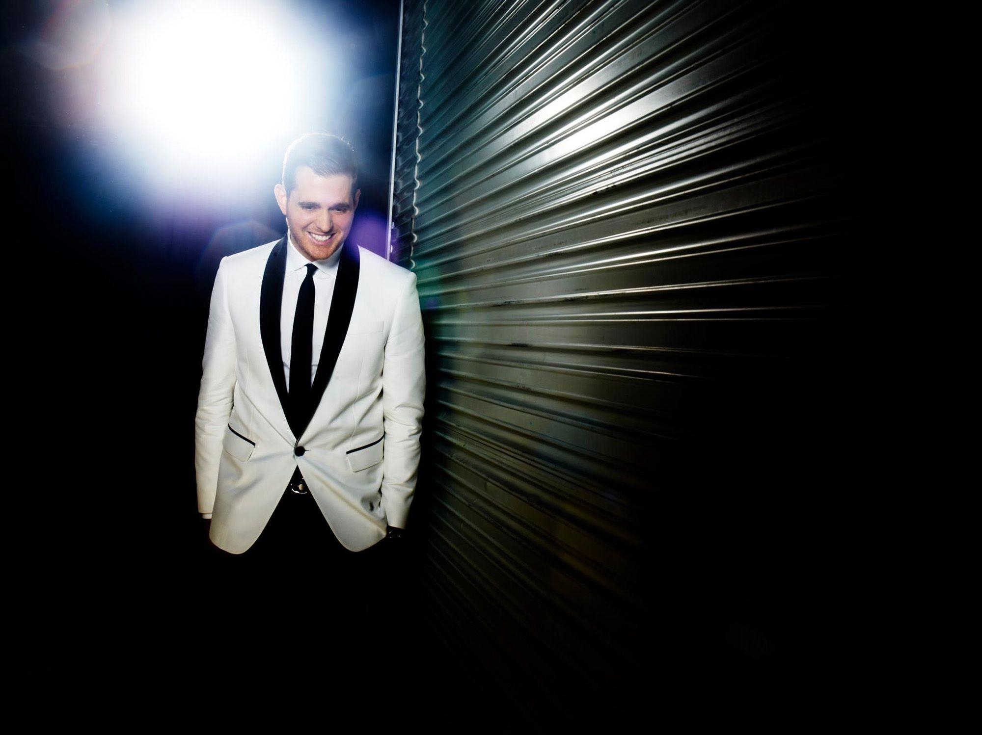 2000x1500 Michael Buble HD Wallpaper, Desktop