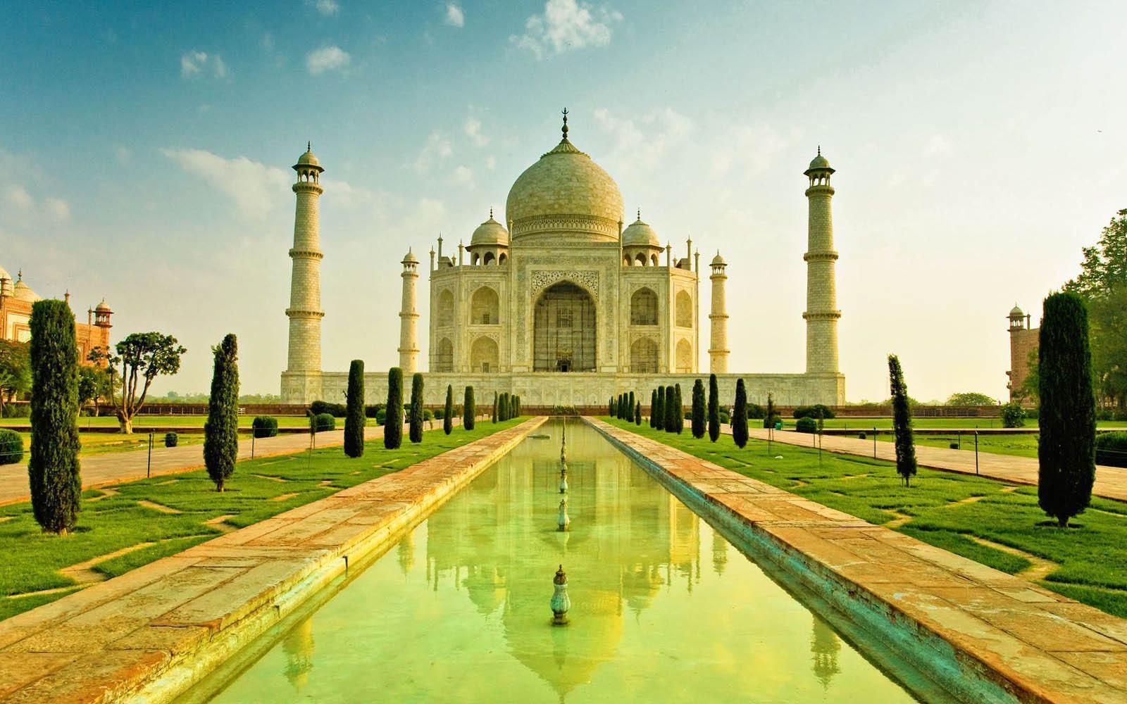 1600x1000 Must Visit Taj Mahal Once In Lifetime, Desktop