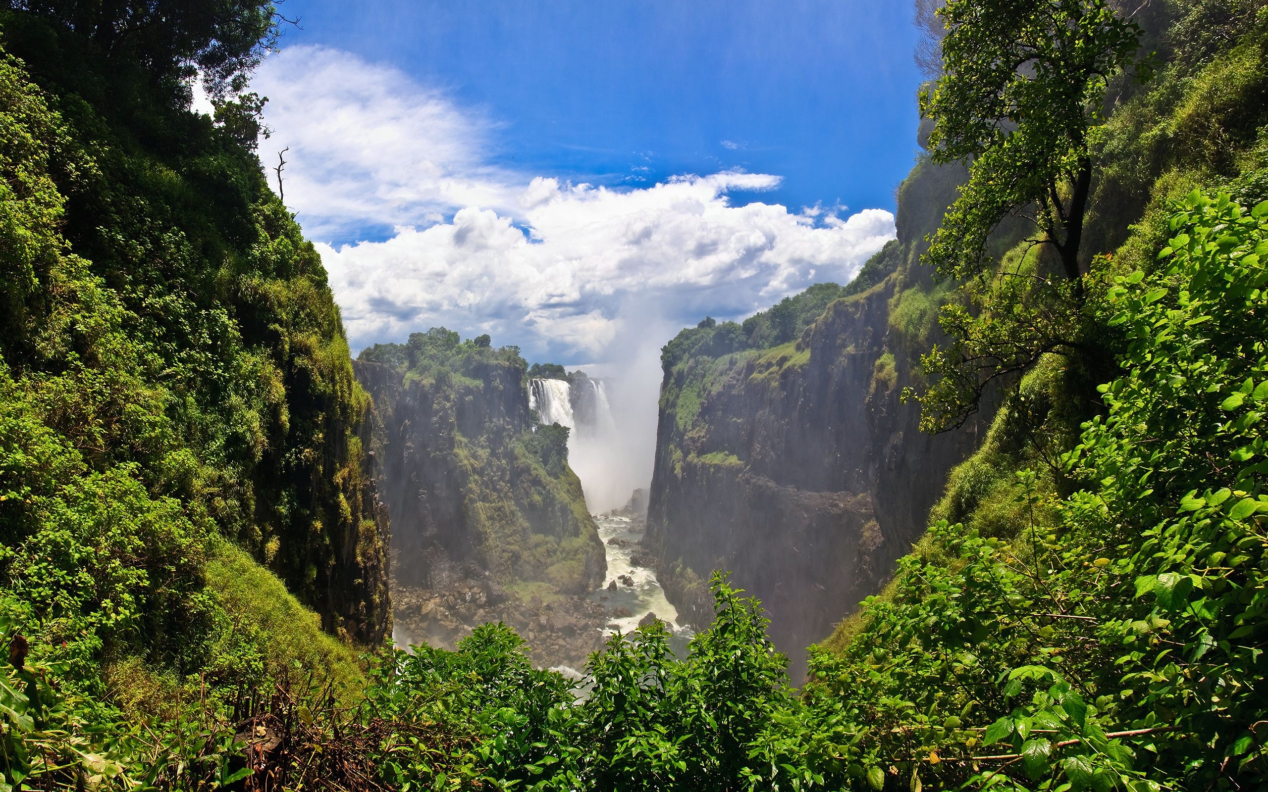 2560x1600 Victoria Falls Zambia Wallpaper, Desktop