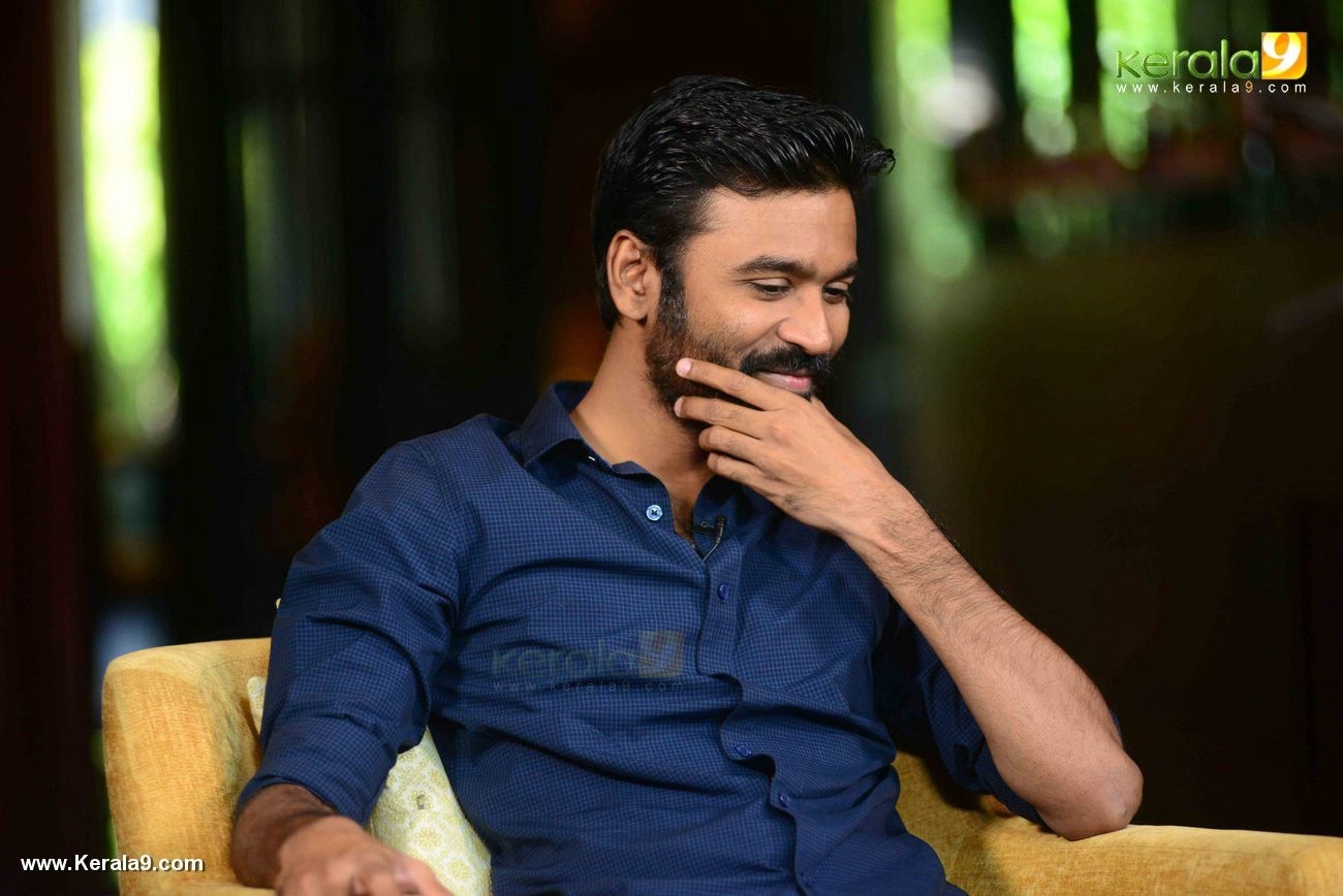 1300x870 Dhanush at vip 2 movie promotion photo 112 00284, Desktop