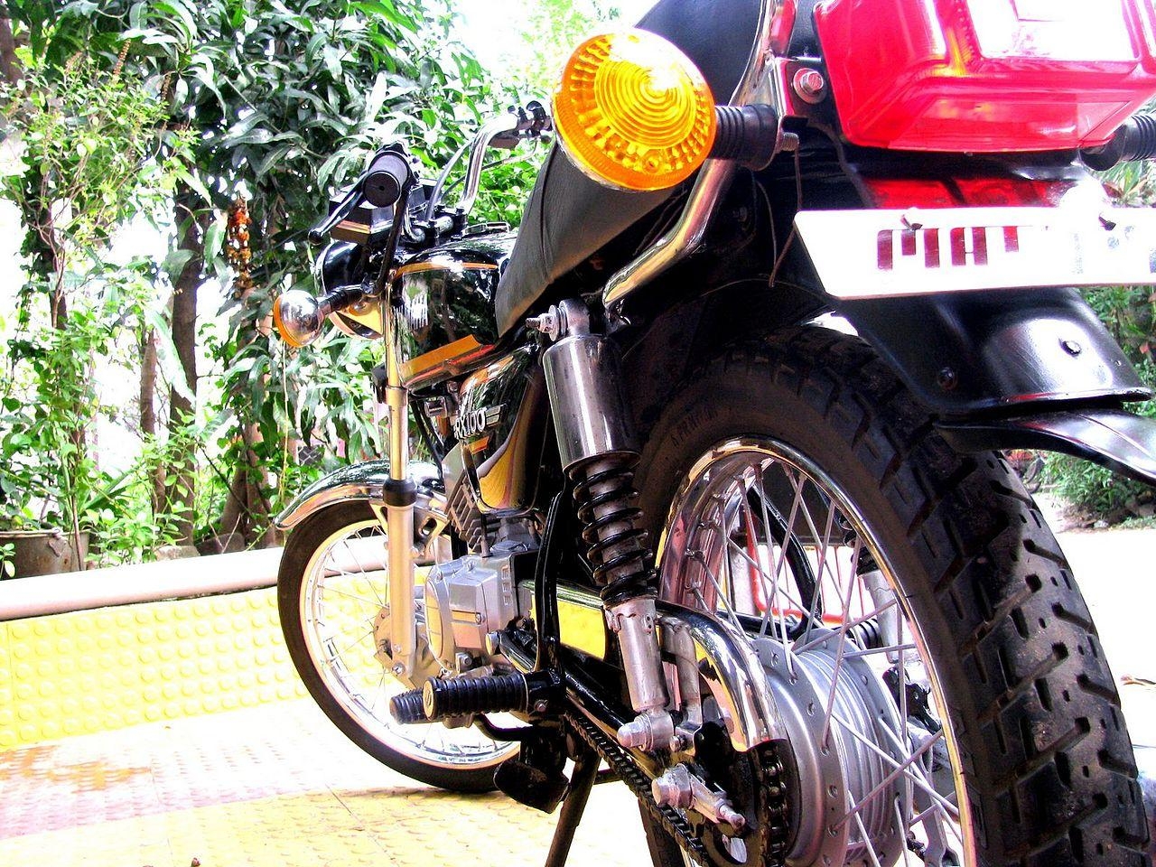 1280x960 Yamaha RX100 Rear, Desktop