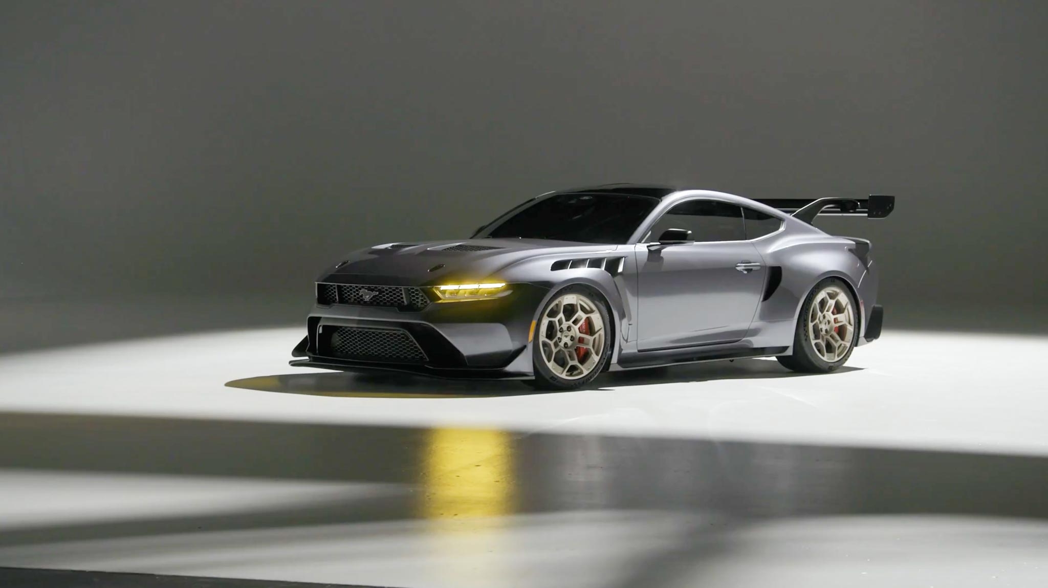 2050x1150 Ford Mustang GTD it down!, Desktop