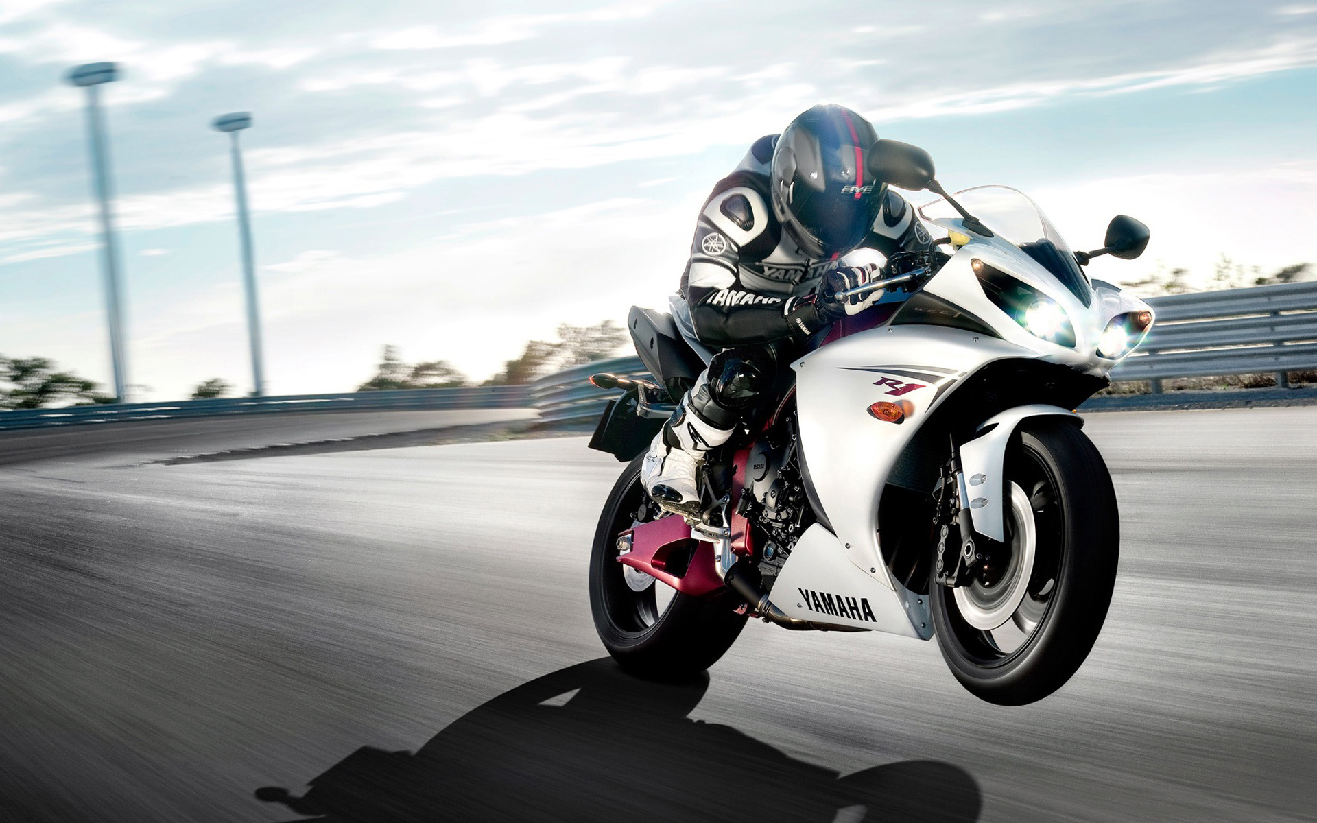 1920x1200 Daily Wallpaper: Yamaha YZF R1. I Like To Waste My Time, Desktop