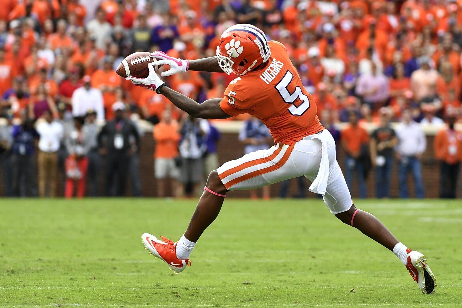 1600x1070 Clemson Football: Tee Higgins poised to breakout in November, Desktop