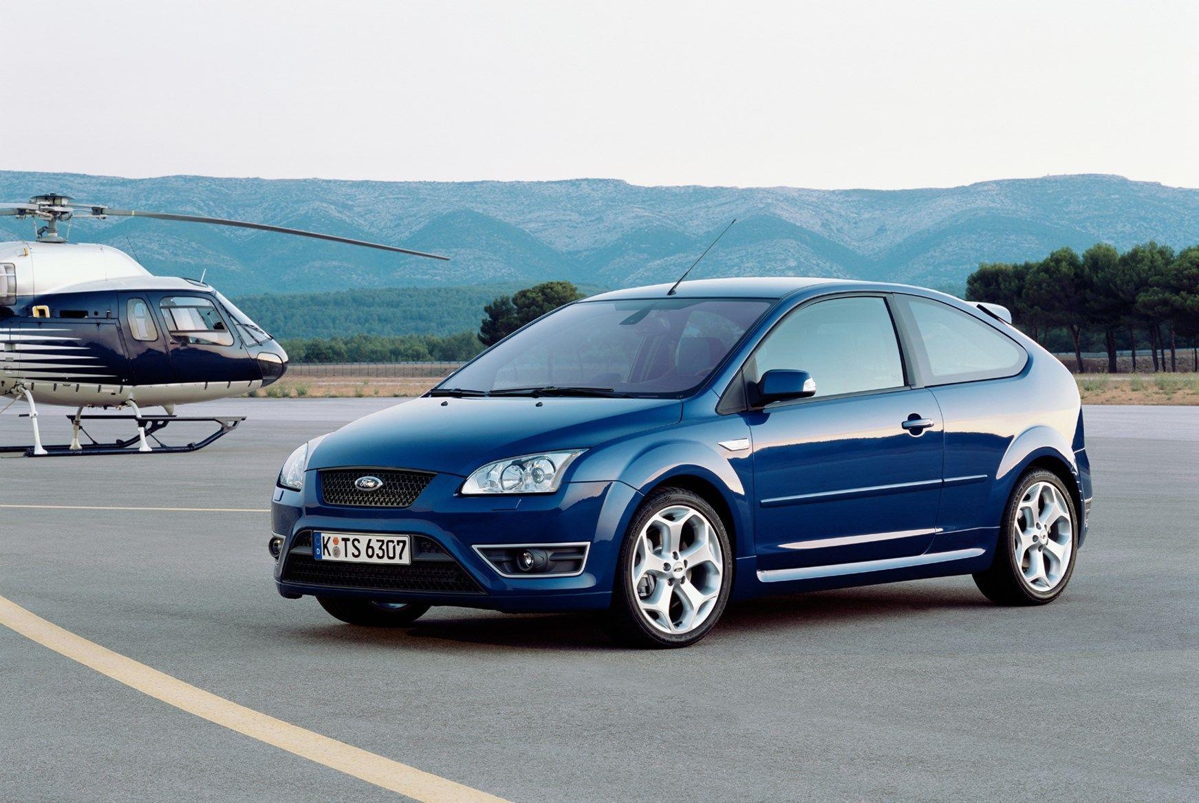 1750x1170 Ford Focus ST (2006) Photo, Desktop