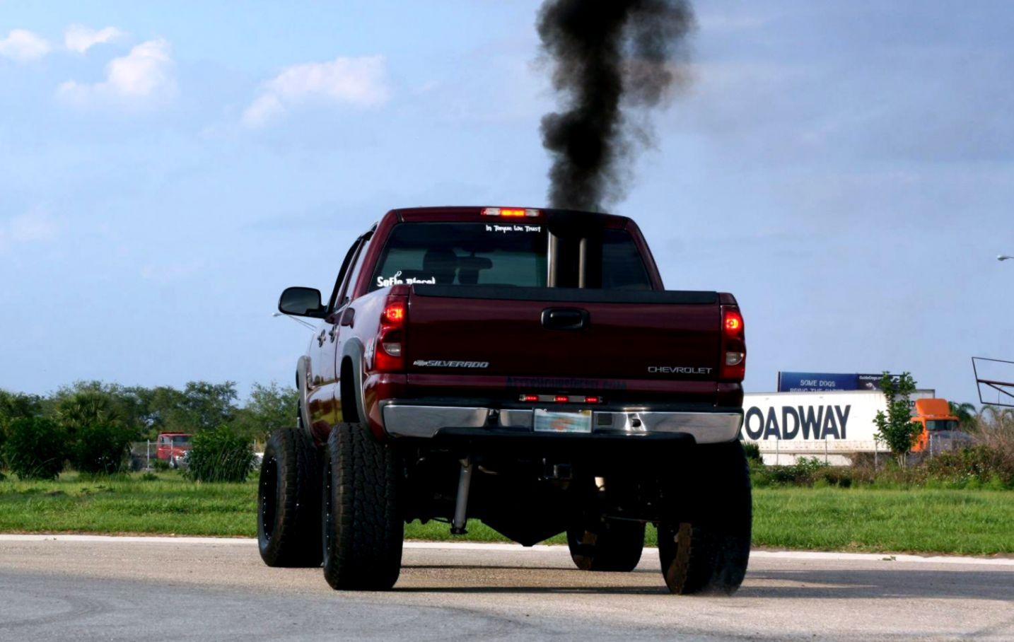 1440x910 Lifted Chevy Trucks with Stacks, Desktop