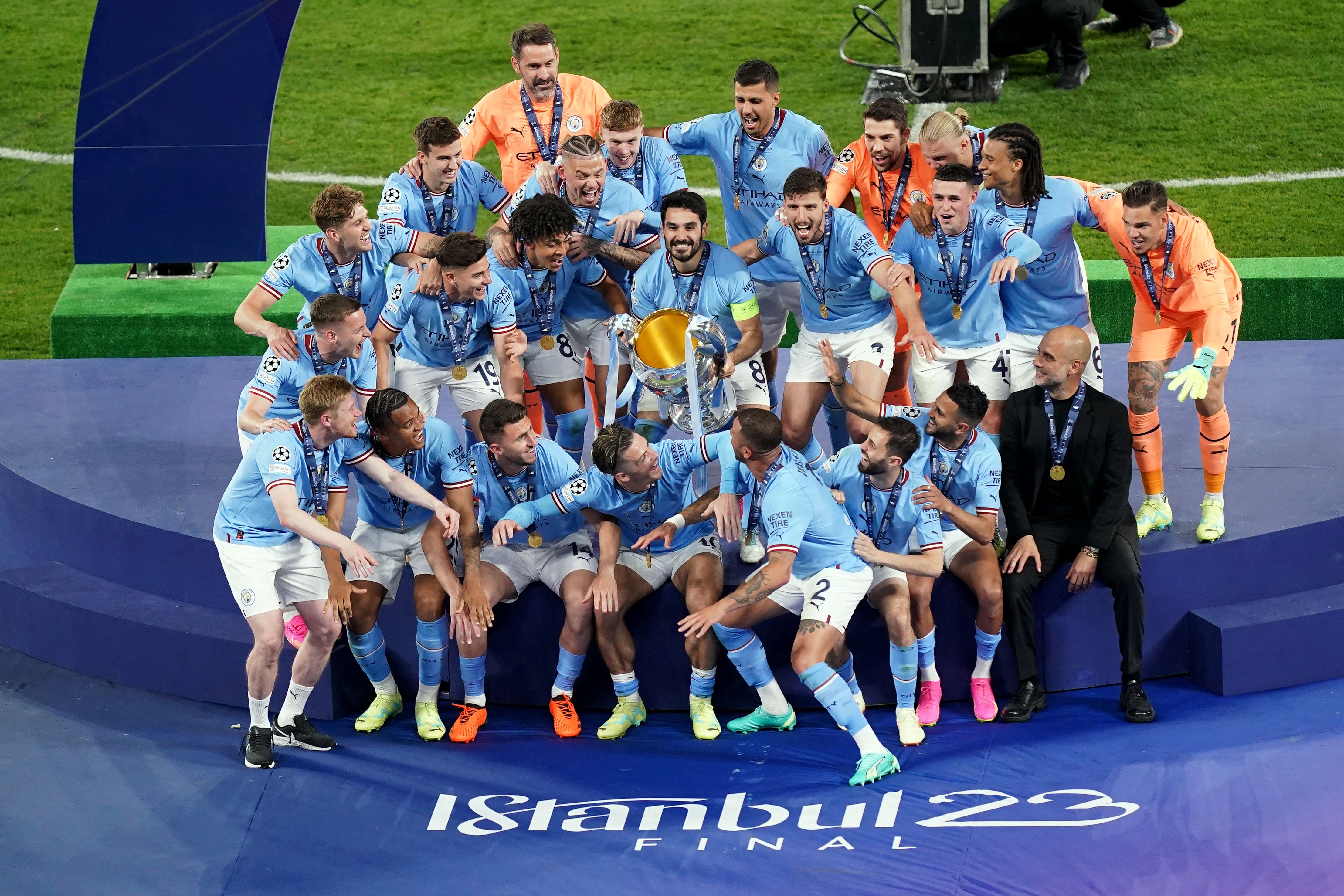 4430x2960 Manchester City's Champions League celebrations in picture, Desktop