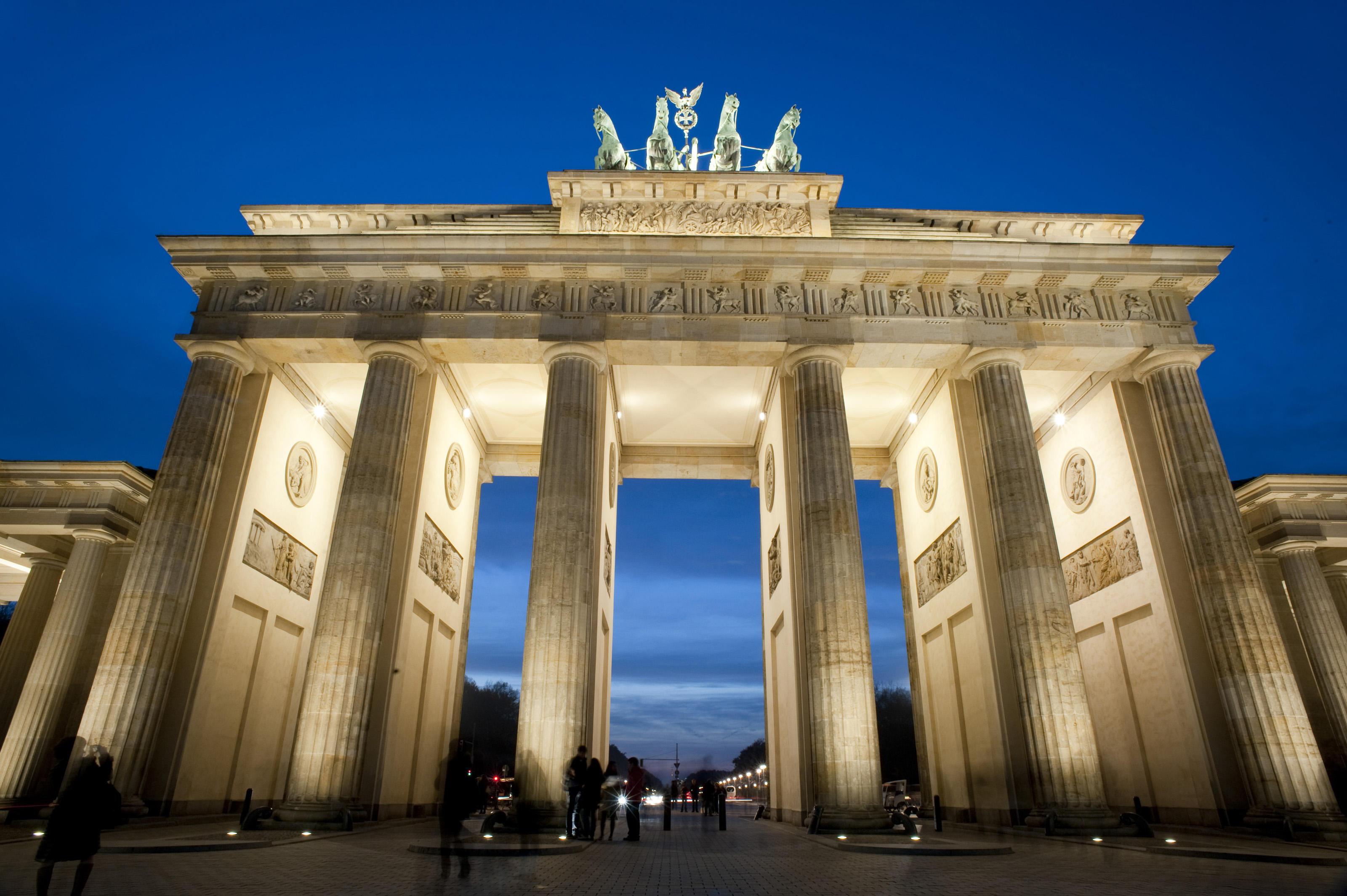 3200x2130 Brandenburg Gate HD Wallpaper and Background Image, Desktop