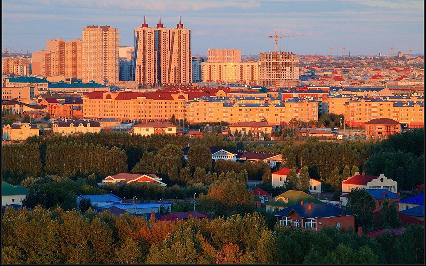 1440x900 image Kazakhstan Cities Houses, Desktop