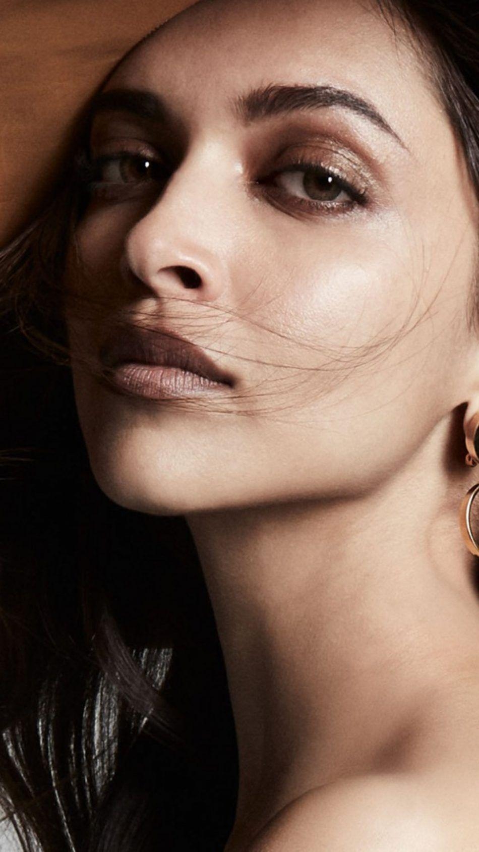 950x1690 Deepika padukone, Phone