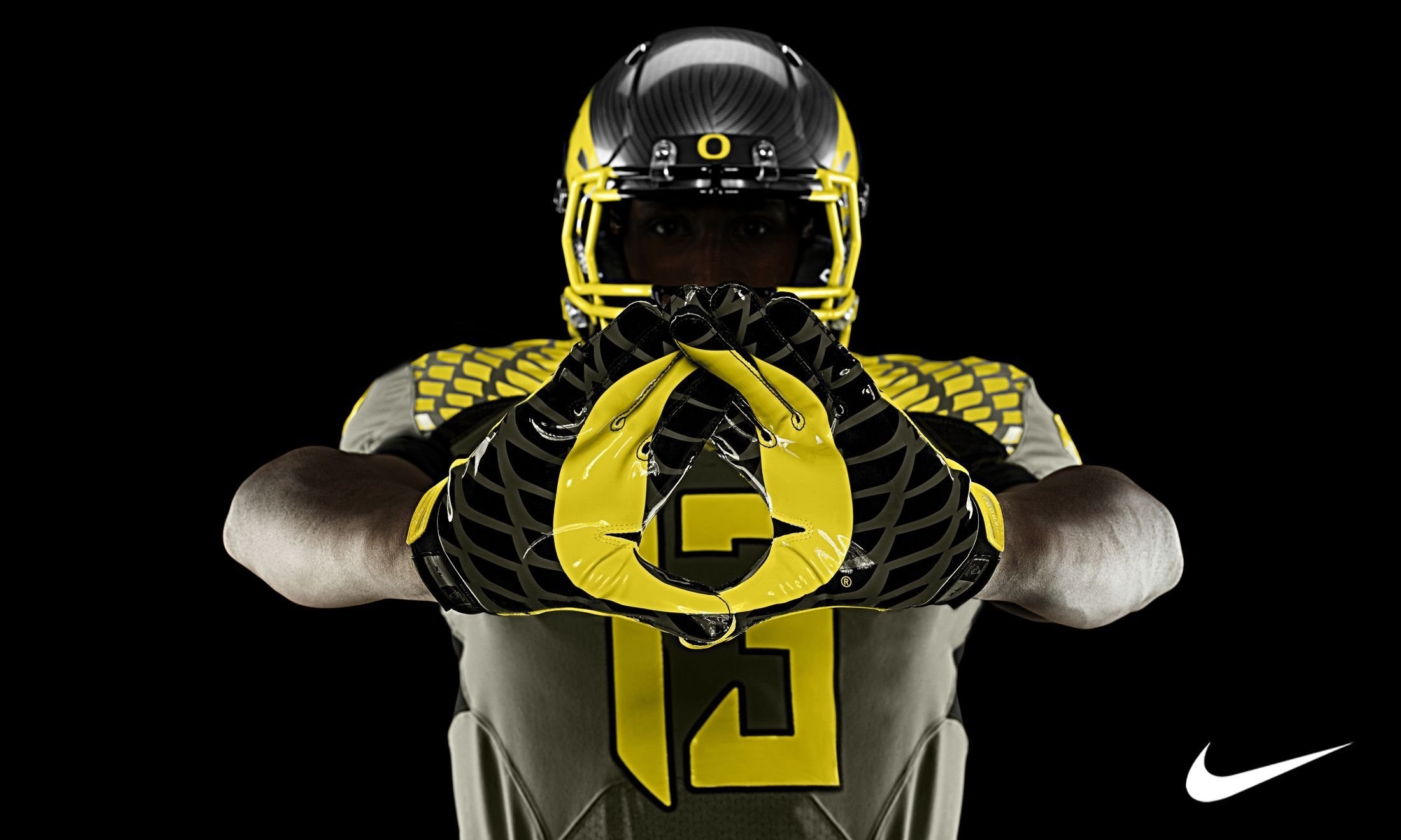 2200x1320 Cool Football Wallpaper for PC Free Download, Desktop