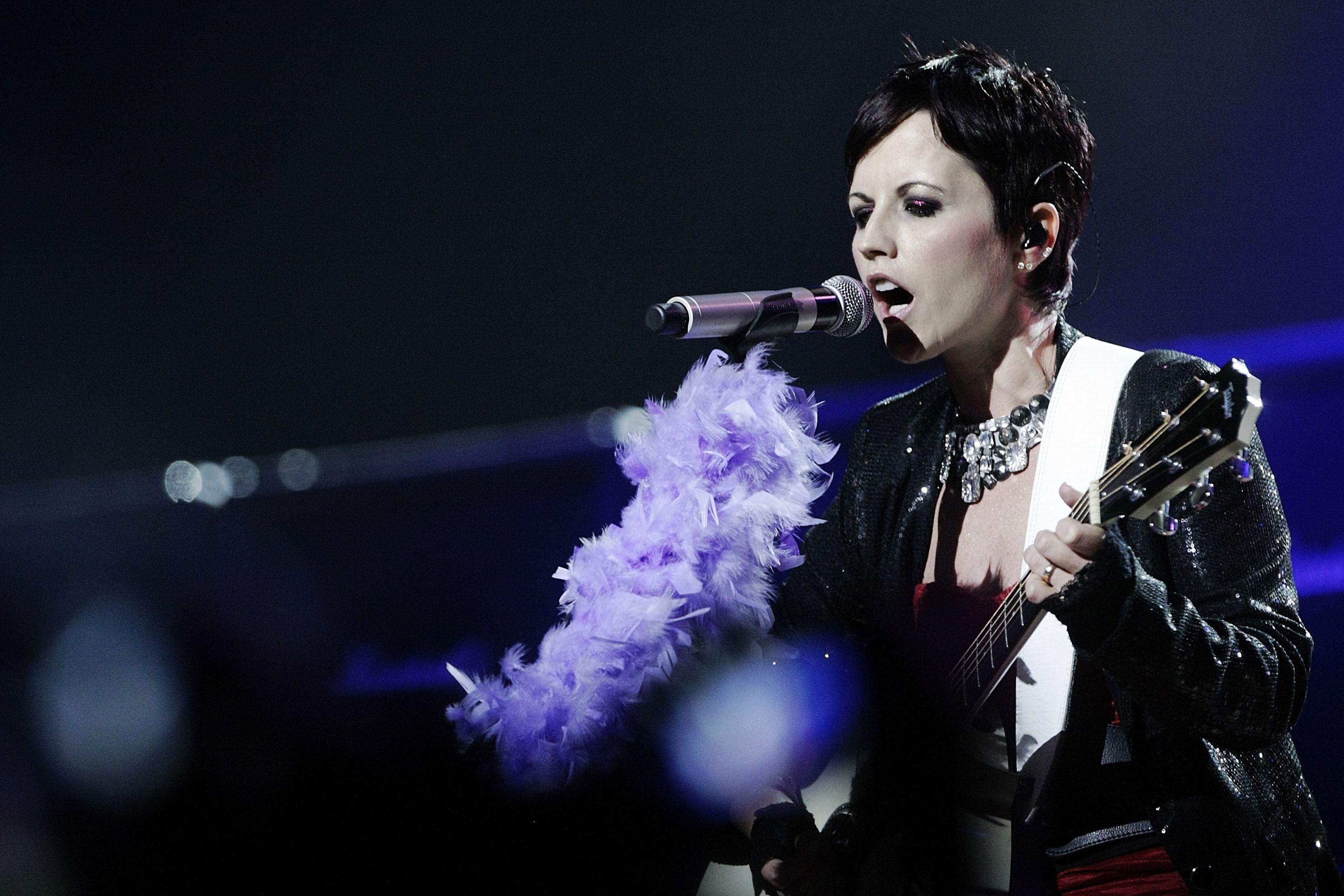 3000x2000 Dolores O' Riordan HD Wallpaper, Desktop