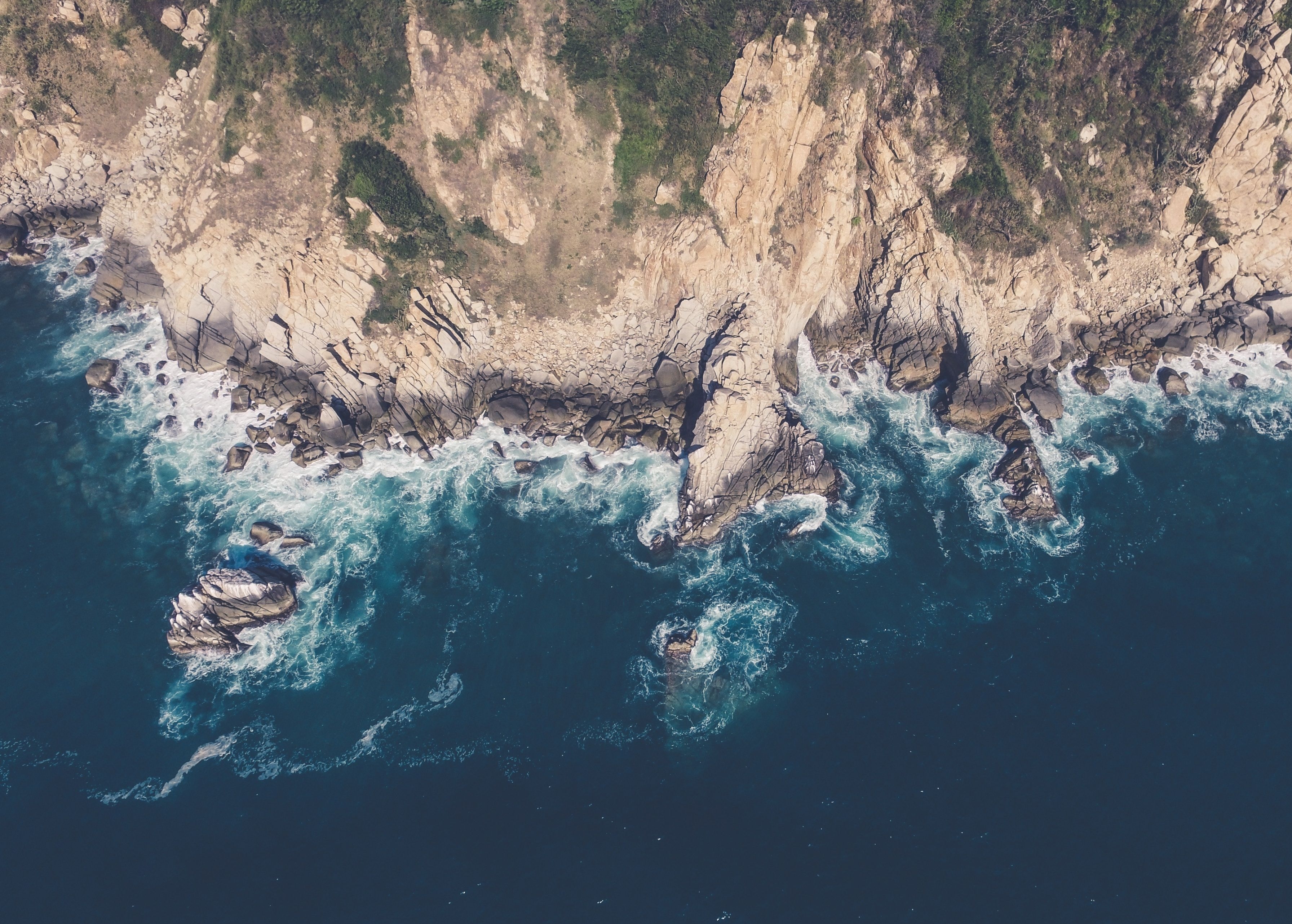 3590x2570  #sea, #blue ocean, #PNG image, #acapulco, #cliff, #explore, #ocean, #drone view, #dji, #aerial, #aerial view, #seaside, #topdown, #coast, #coastline, #aerial photography, #travel, #mexico, #drone, #moving wafe, #oceanside. Mocah.org HD, Desktop