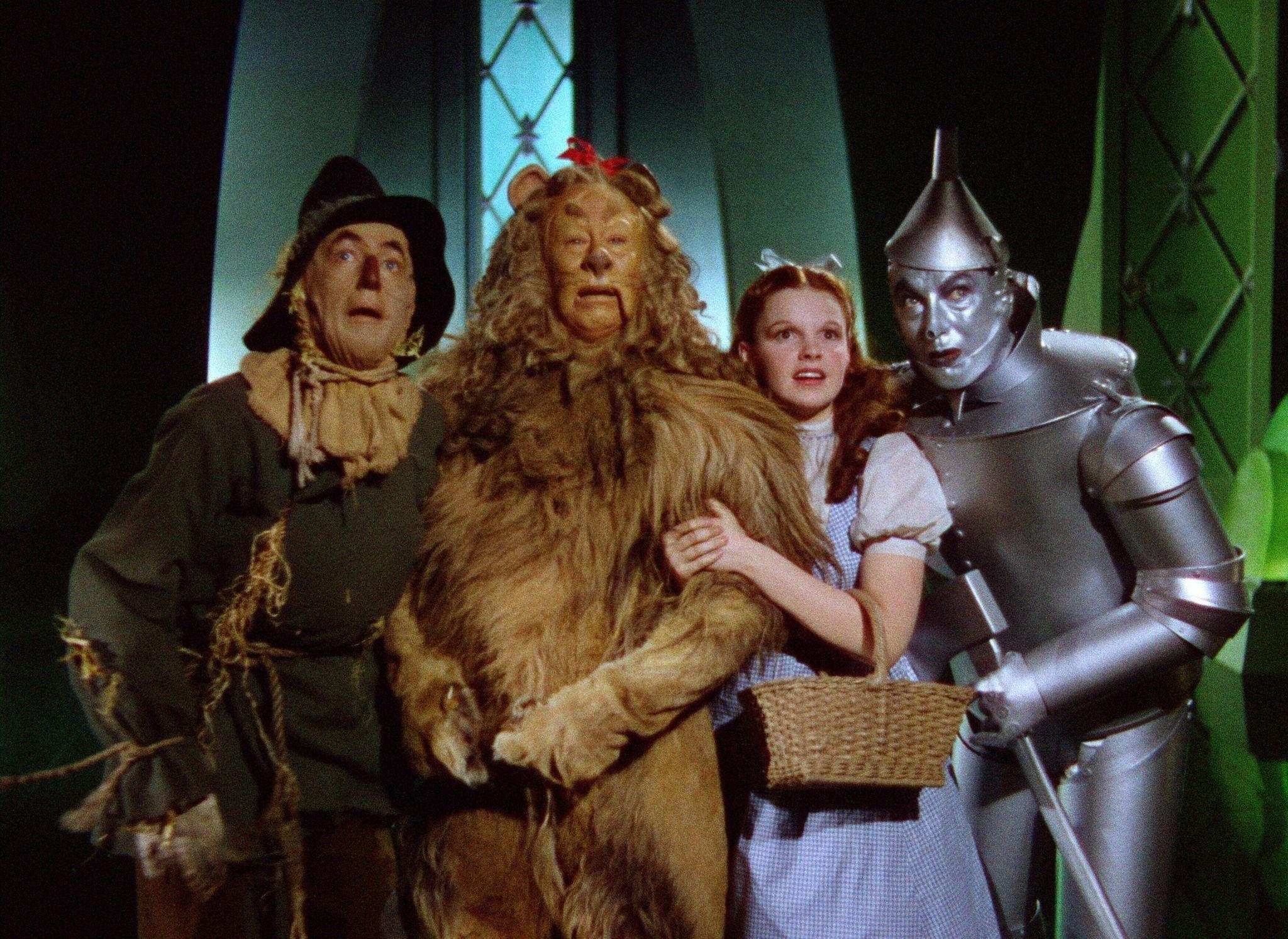 2050x1500 Wizard of Oz Wallpaper, Desktop