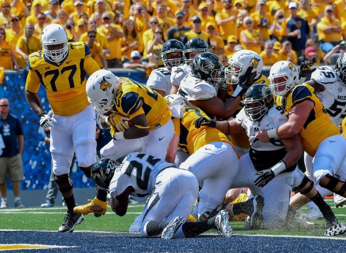 1200x880 West Virginia Mountaineers Football Water And Mountain, Desktop