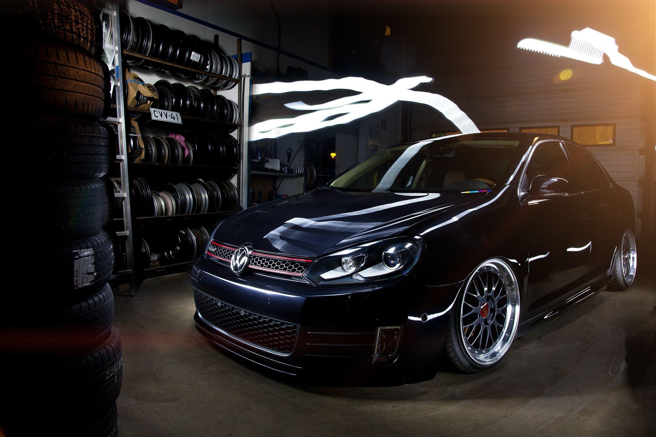 2500x1670 Wallpaper Volkswagen jetta MK6 GTD Tire Cars, Desktop