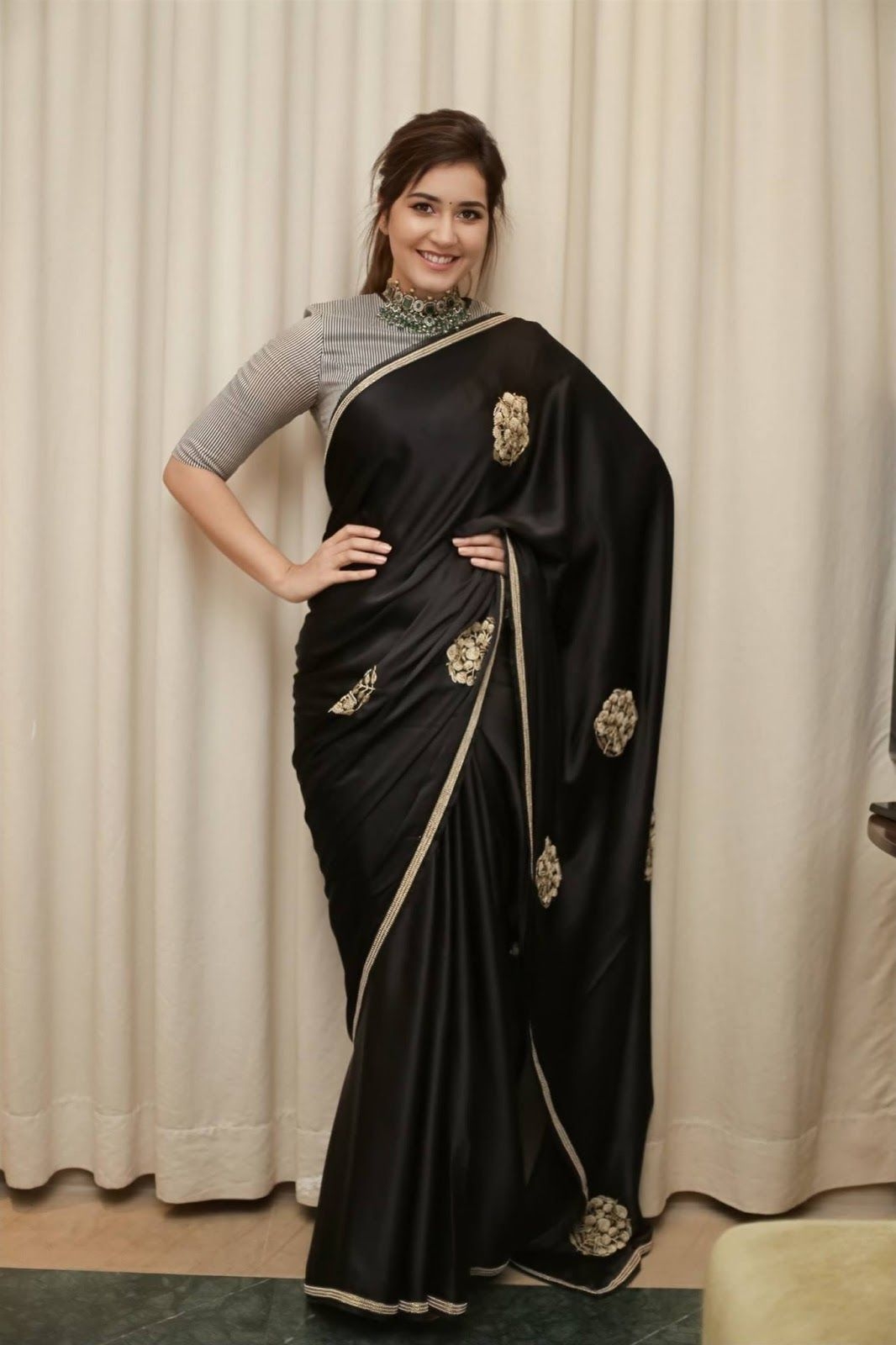 1070x1600 Rashi Khanna HD Wallpaper In Black Saree, Phone