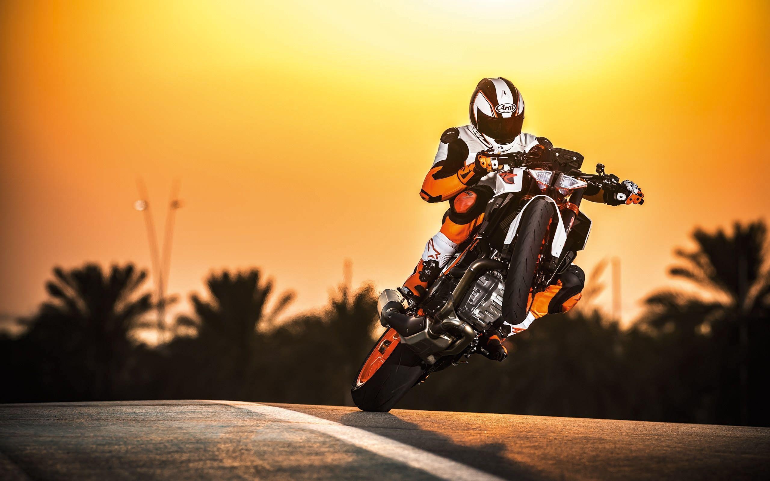 2560x1600 KTM 1290 Super Duke R Stunt Wallpaper, Desktop