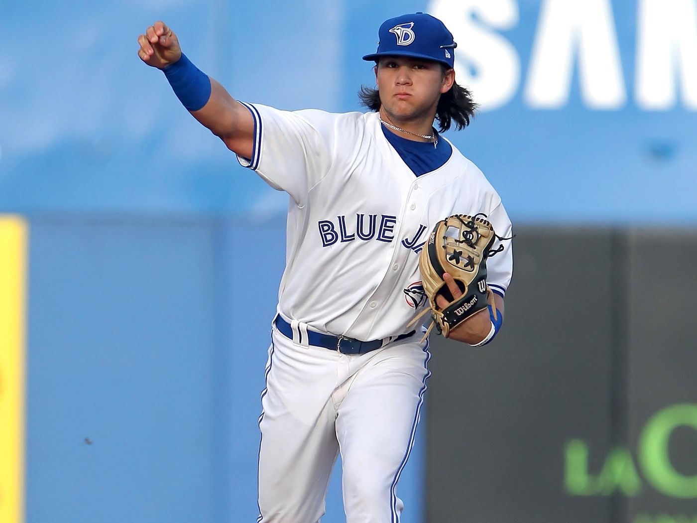 1400x1050 Vladimir Guerrero Jr. remains untouchable, but Bo Bichette might not be, Desktop