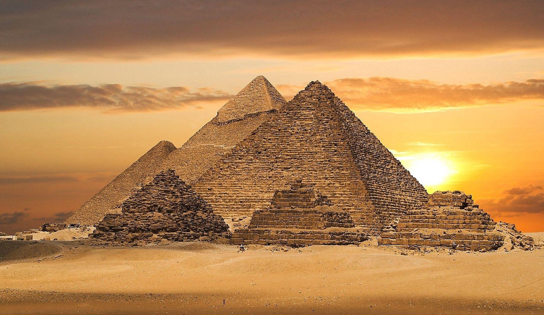 1870x1080 Great Pyramid Of Giza Wallpaper 10 X 1080, Desktop