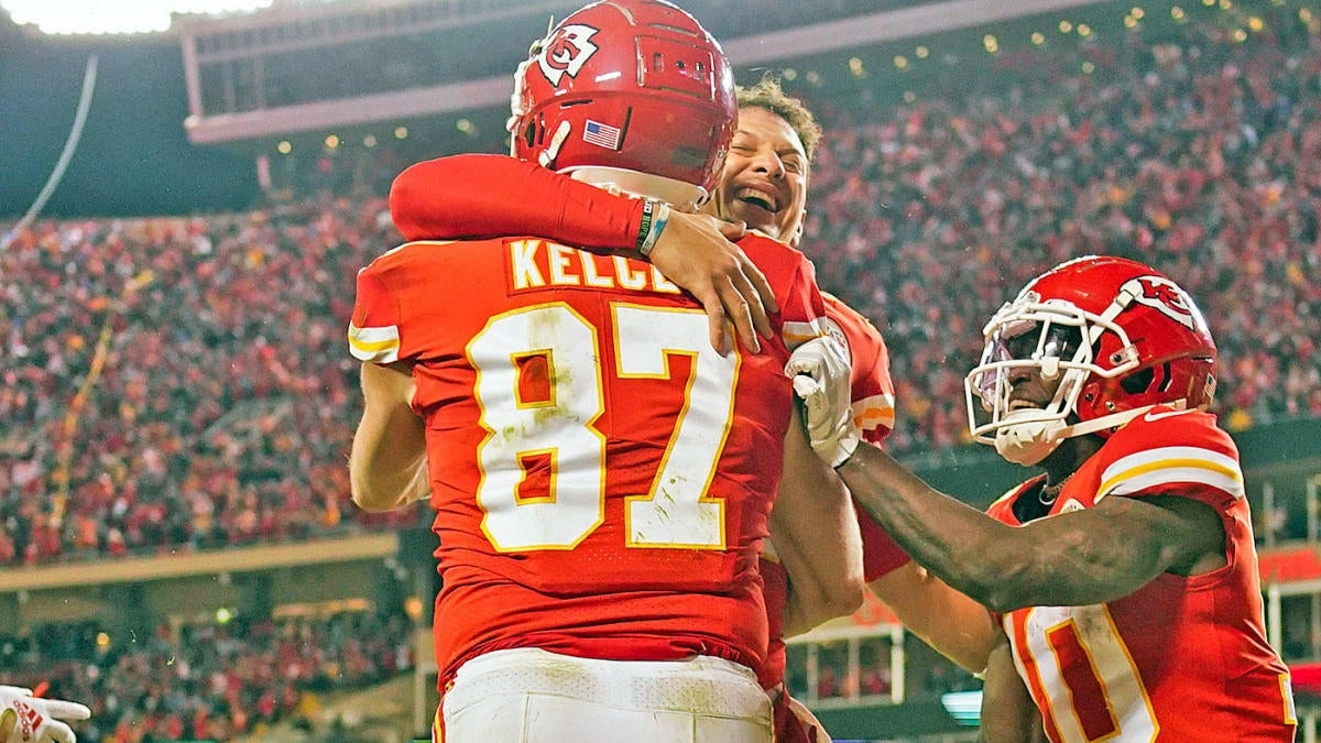 1200x680 Do It, Kels!': Patrick Mahomes' Audible Preceded Pivotal Pass To Travis Kelce On Game Tying Drive Vs. Bills, Desktop