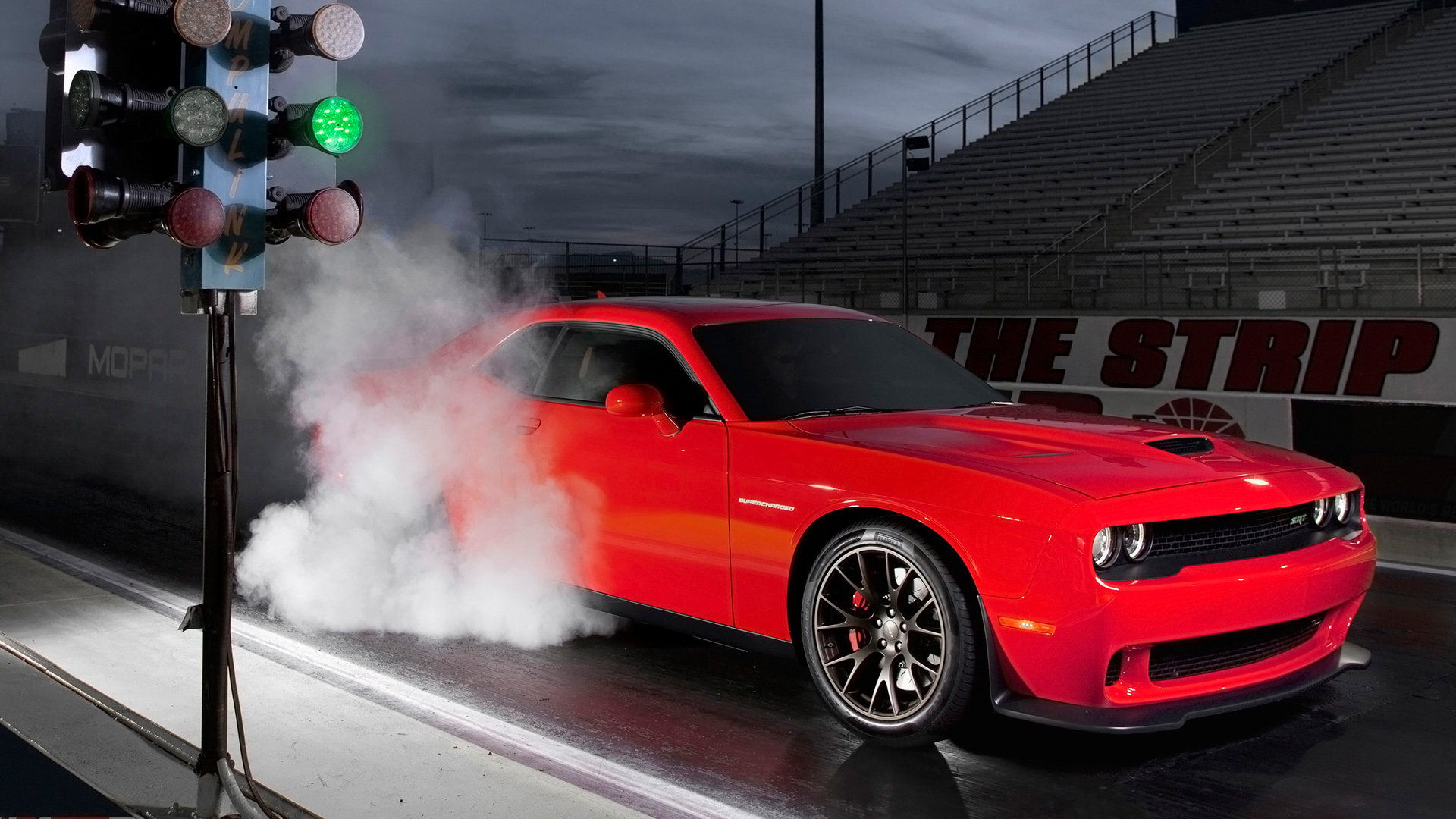 1920x1080 Dodge Challenger SRT Burnout Wallpaper. HD Car Wallpaper, Desktop