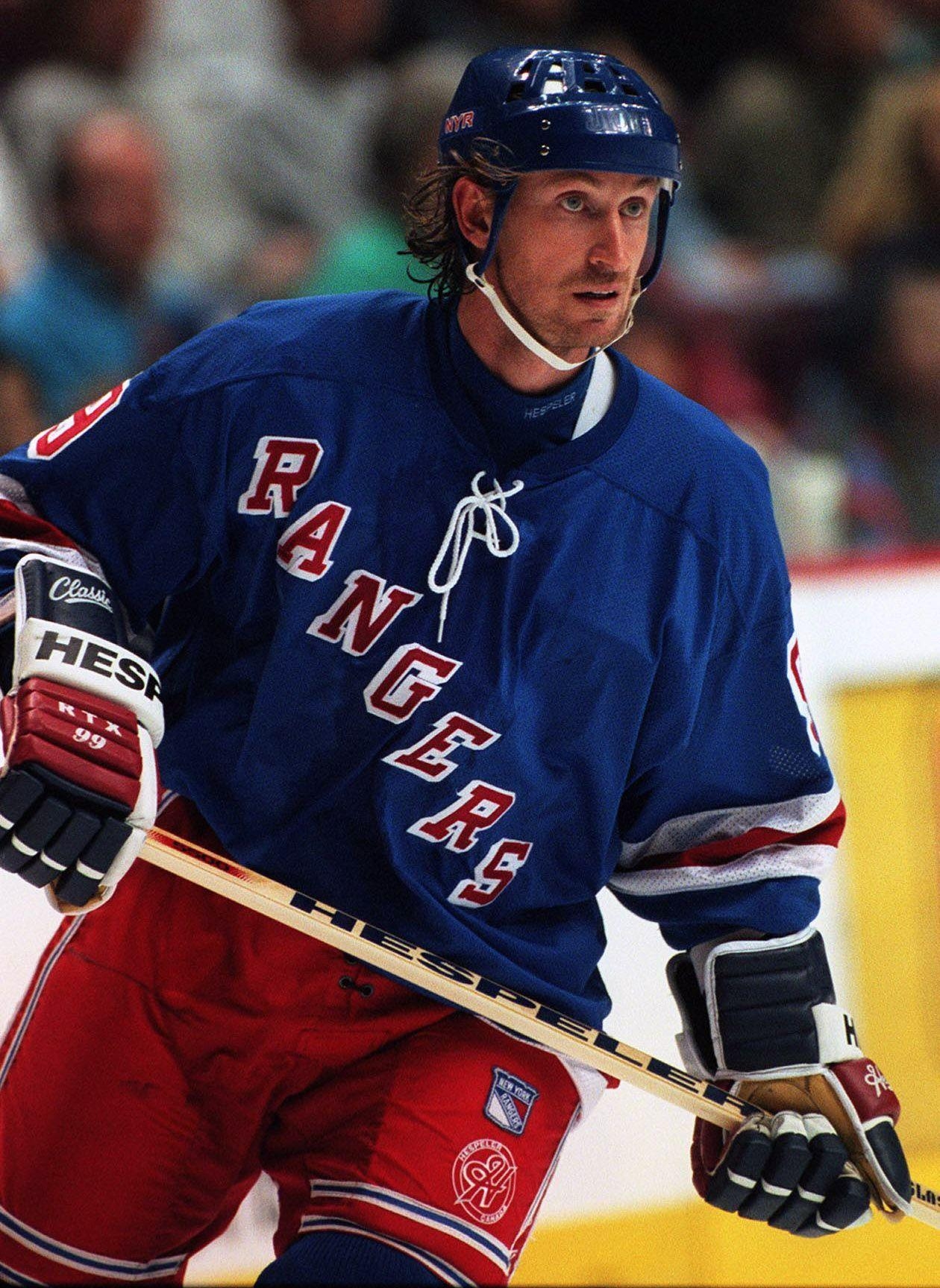 1260x1730 Wayne Gretzky Wallpaper Group. HD Wallpaper. Hockey, Phone