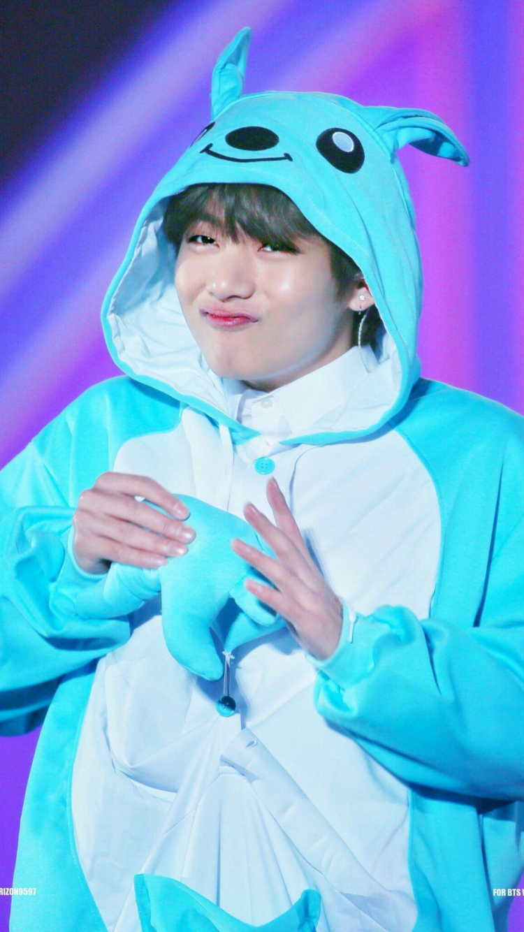 750x1340 Free download Jk and V BTS Desktop Wallpaper [1364x2048] for your Desktop, Mobile & Tablet. Explore BTS V Cute Desktop Wallpaper. BTS V Wallpaper, BTS V HD, Phone