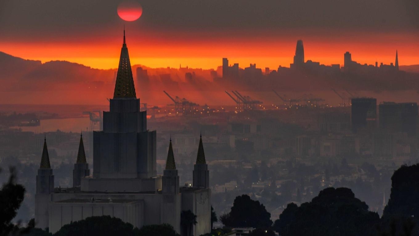 1360x770 Mormon Temple in Oakland Desktop Laptop HD, Desktop