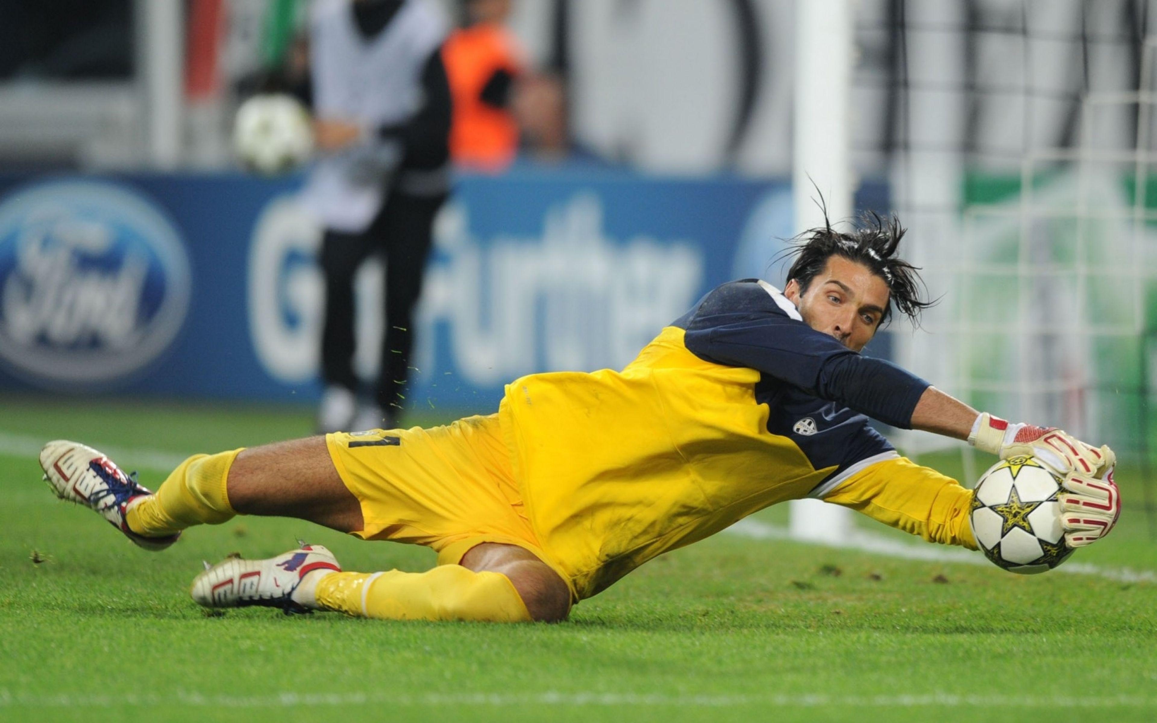 3840x2400 Download Wallpaper  Gianluigi buffon, Uefa champions, Desktop