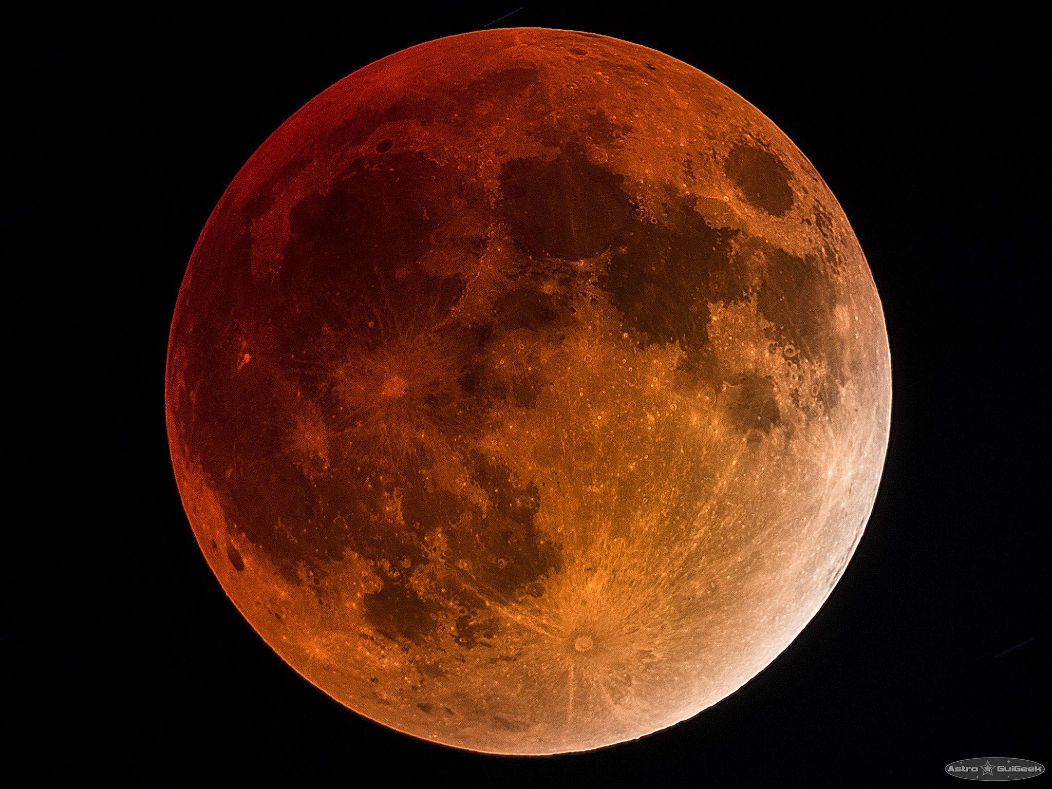 2050x1540 What's the Super Blue Blood Moon? The Rare Event Explained, Desktop