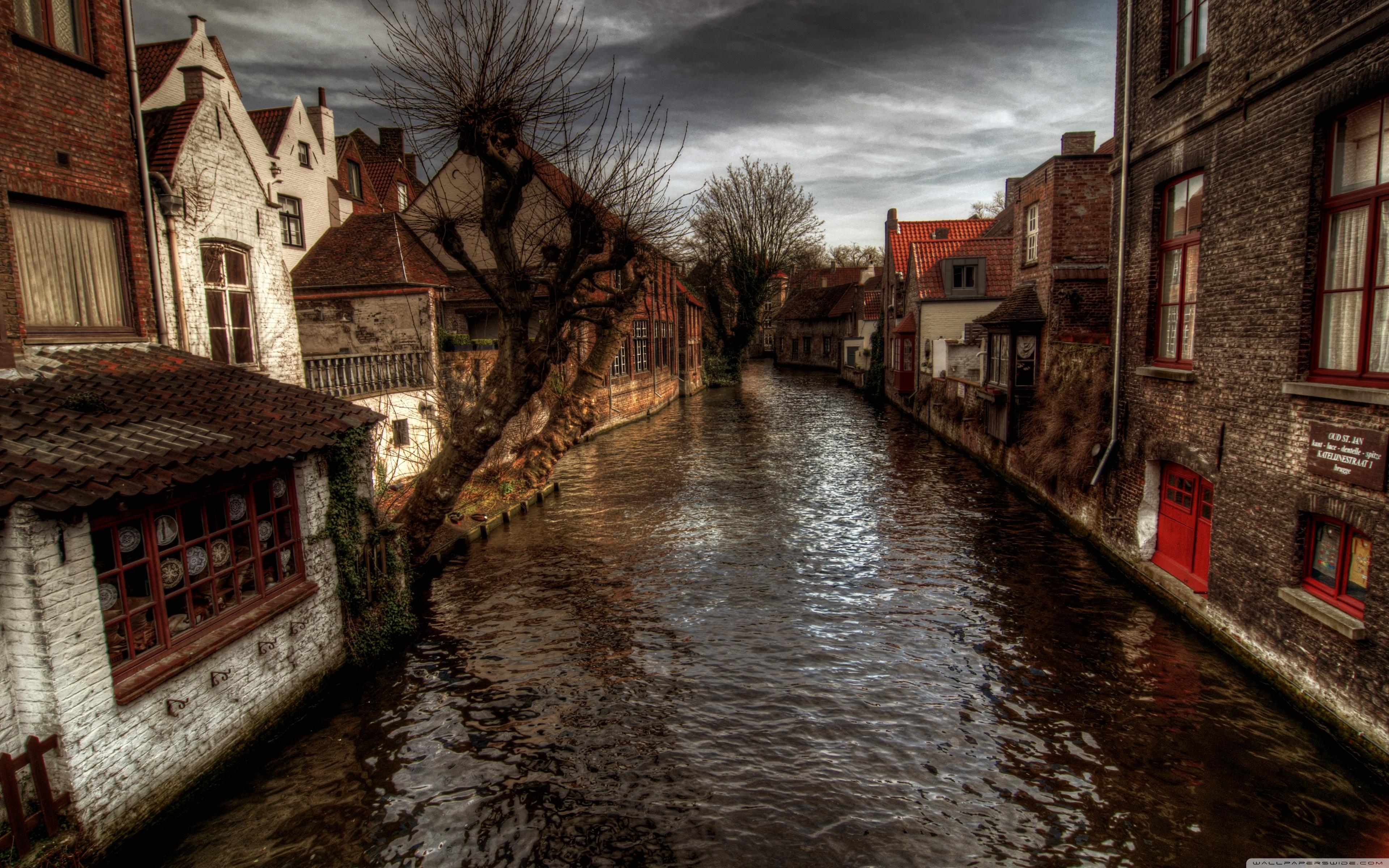 3840x2400 A Canal In Bruges ❤ 4K HD Desktop Wallpaper for 4K Ultra HD TV, Desktop