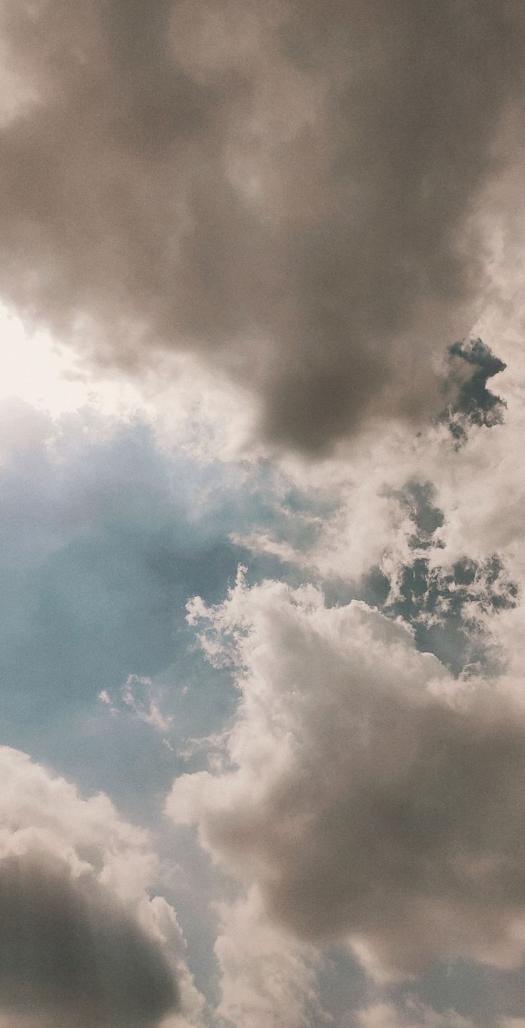 740x1440 Cloudy. Sky aesthetic, Blur photography, Clouds wallpaper iphone, Phone