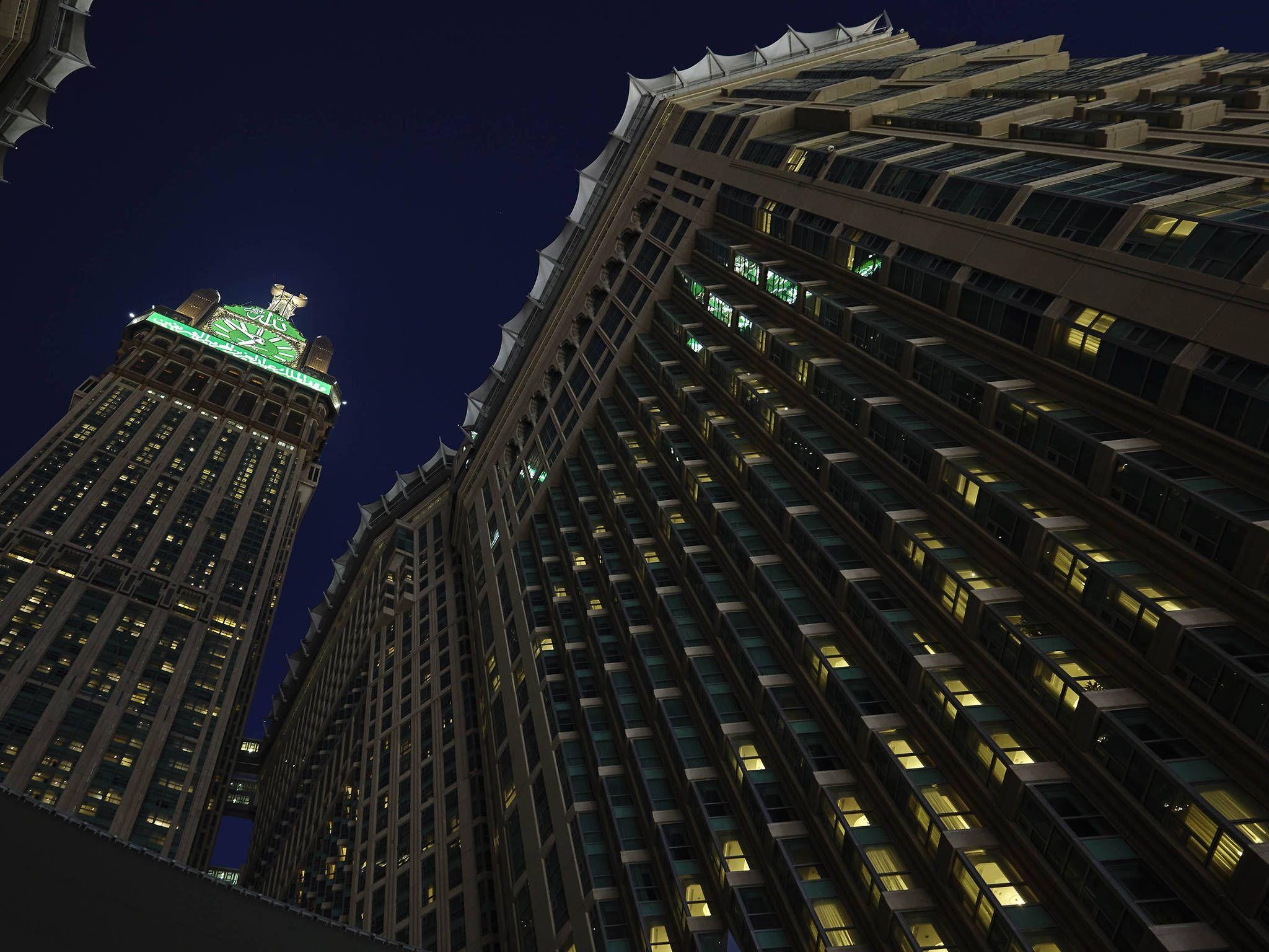 2050x1540 Hotel in MAKKAH Zamzam Makkah near holy Kaaba, Desktop